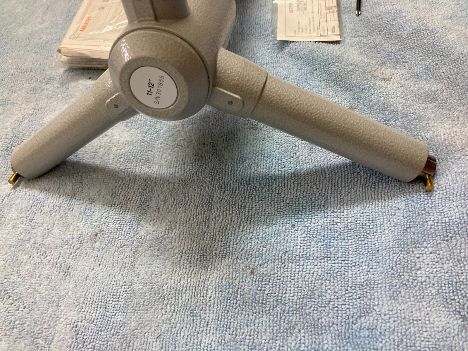 Mitutoyo 468-281 Digital 3-Point Bore Micrometer 11-12″(279.4-304.8MM)