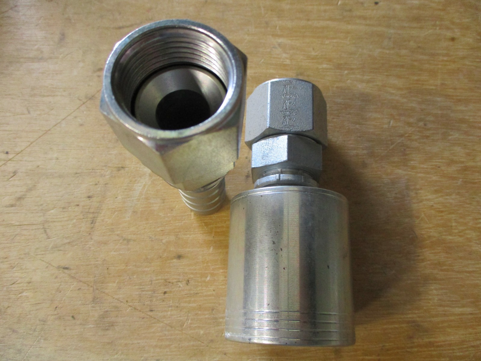 10-Pack Gates Hydraulic Hose Fittings 12GS-12FJX Female JIC 37° Swivel OEM | New