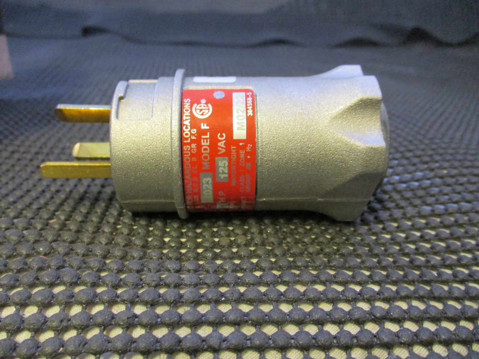NEW APPLETON ECP2023 20A EXPLOSION PROOF PLUG *SAME DAY SHIPPING*