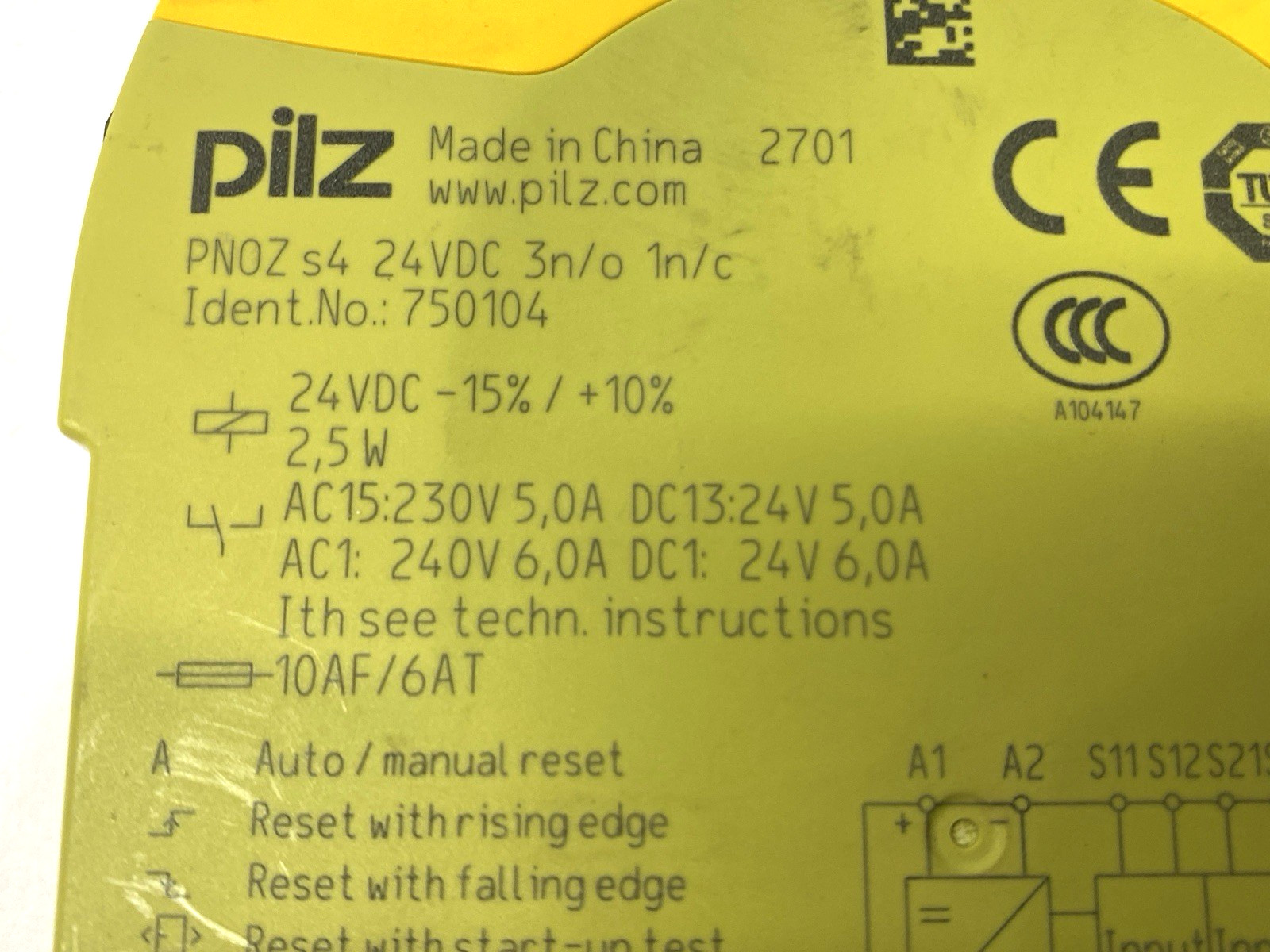 Pilz PNOZ s4 24VDC 3n/o 1n/c Safety Relay 750104 DAMAGED DIN LATCH