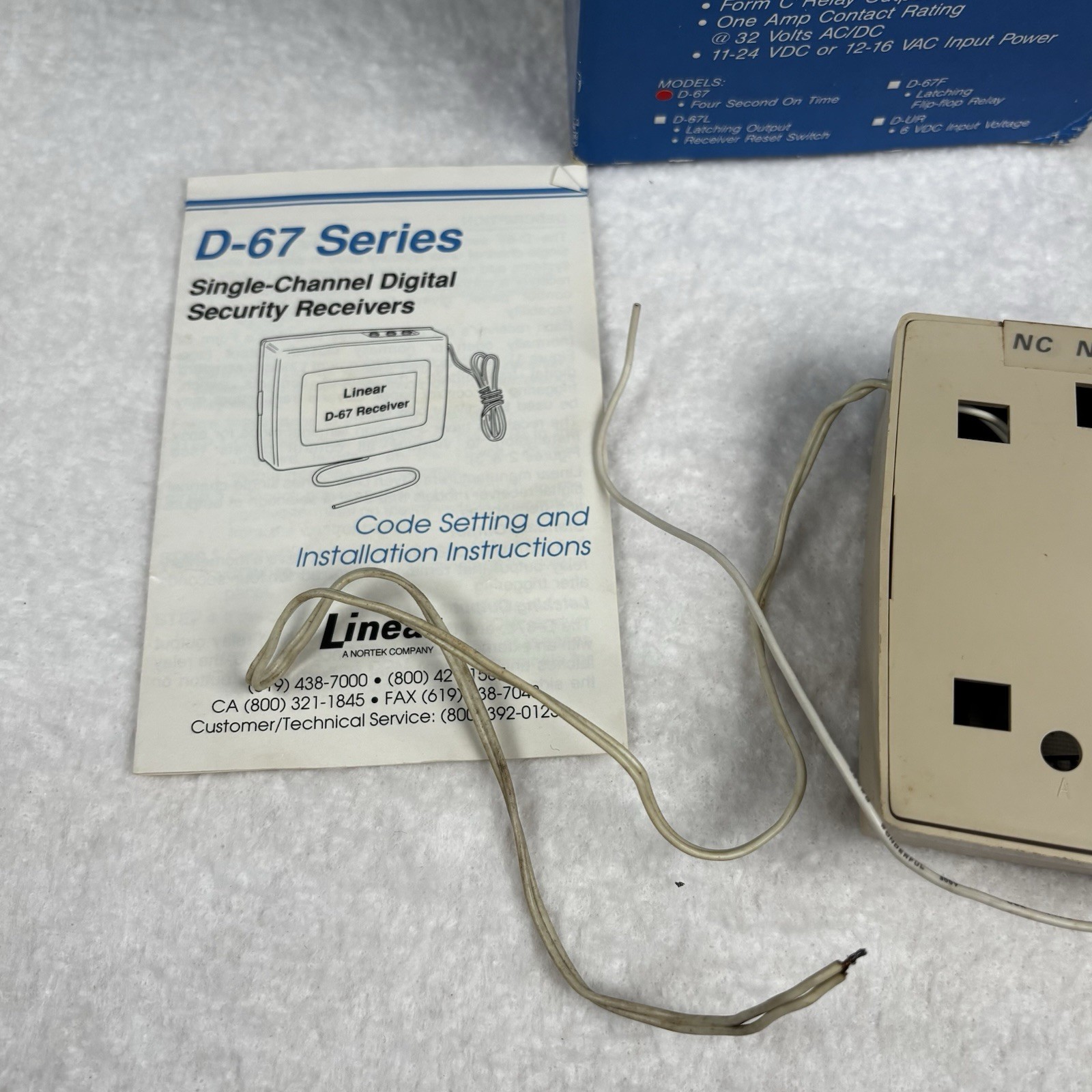 Linear D-67 Wireless Single Channel Digital Receiver Beige