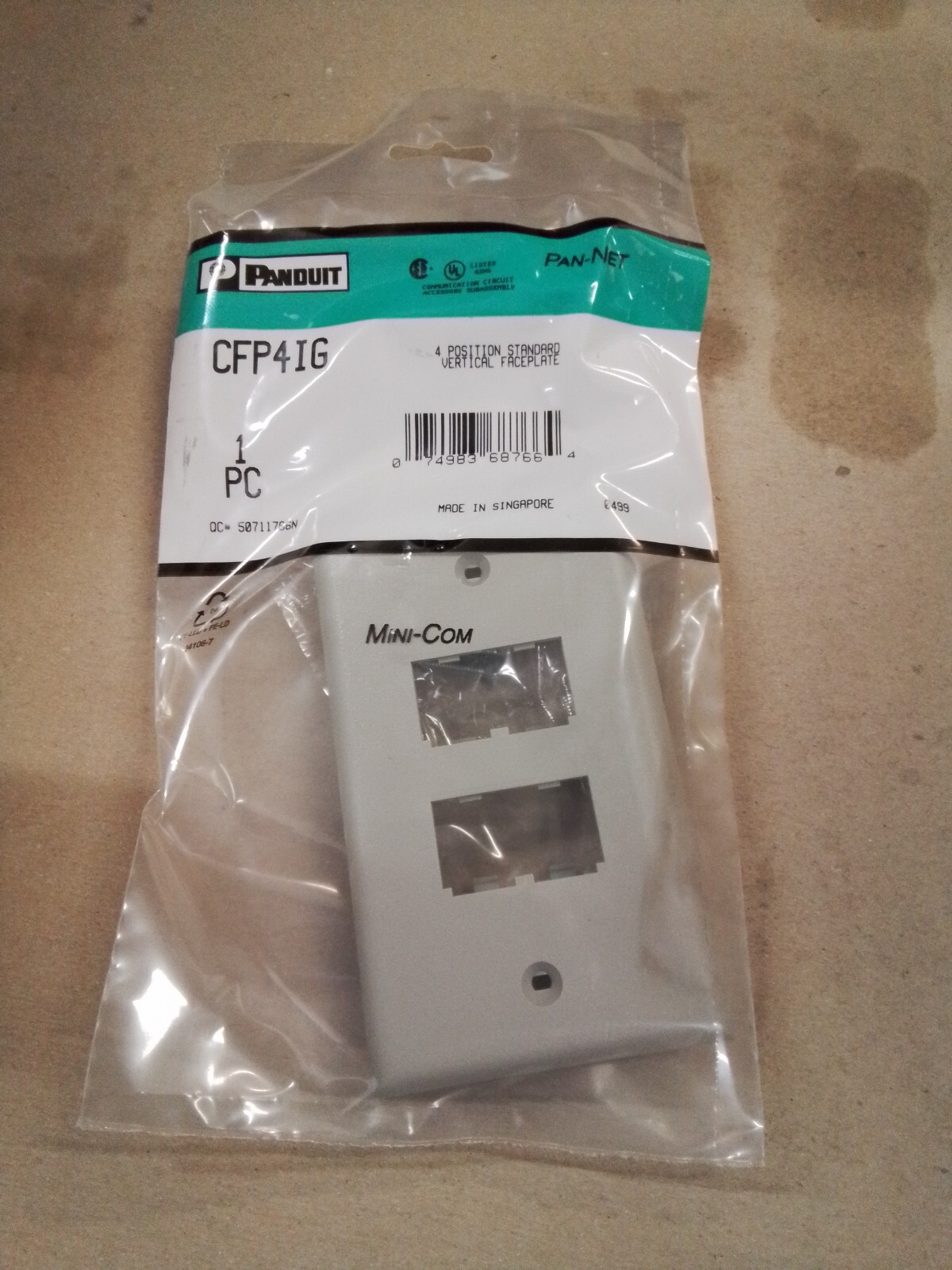 Lot Of panduit T702BCIW-X T70DB-X CFP4IG device Bracket Base Coupler Faceplate
