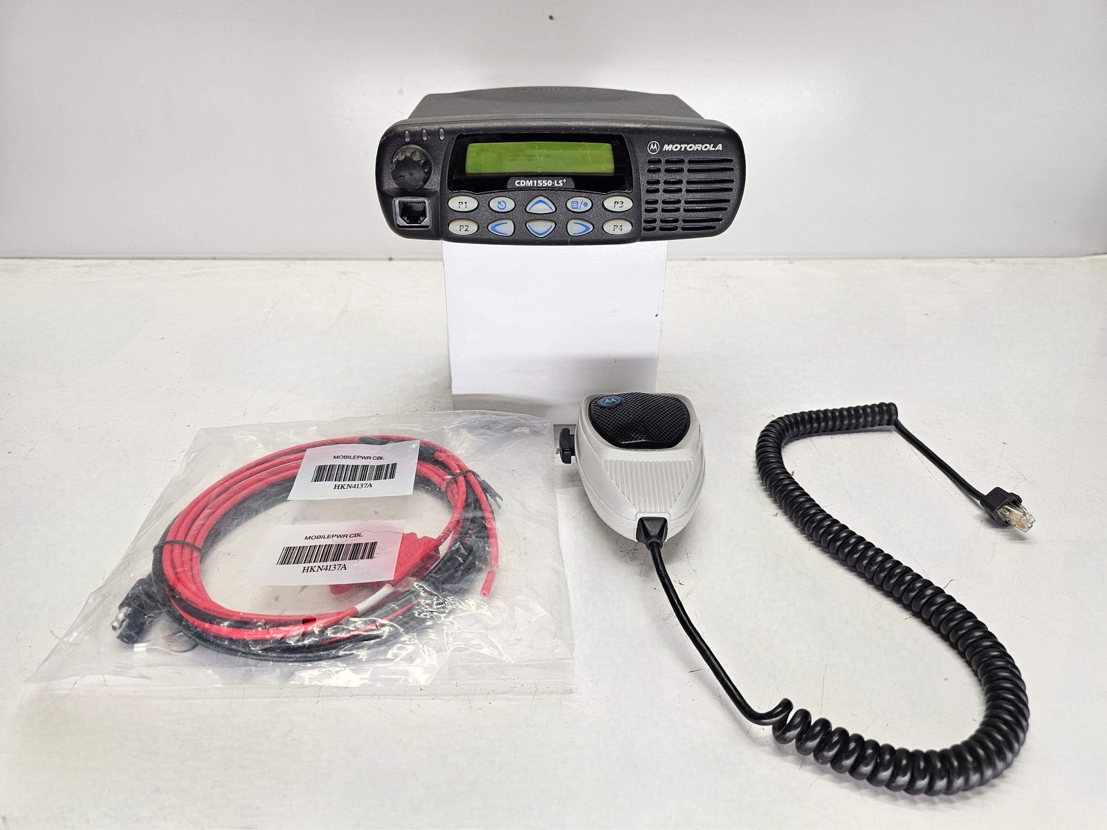 Motorola CDM1550 LS+ UHF 25 Watt 160 Ch 403-470 Mhz AAM25RHF9DP6AN