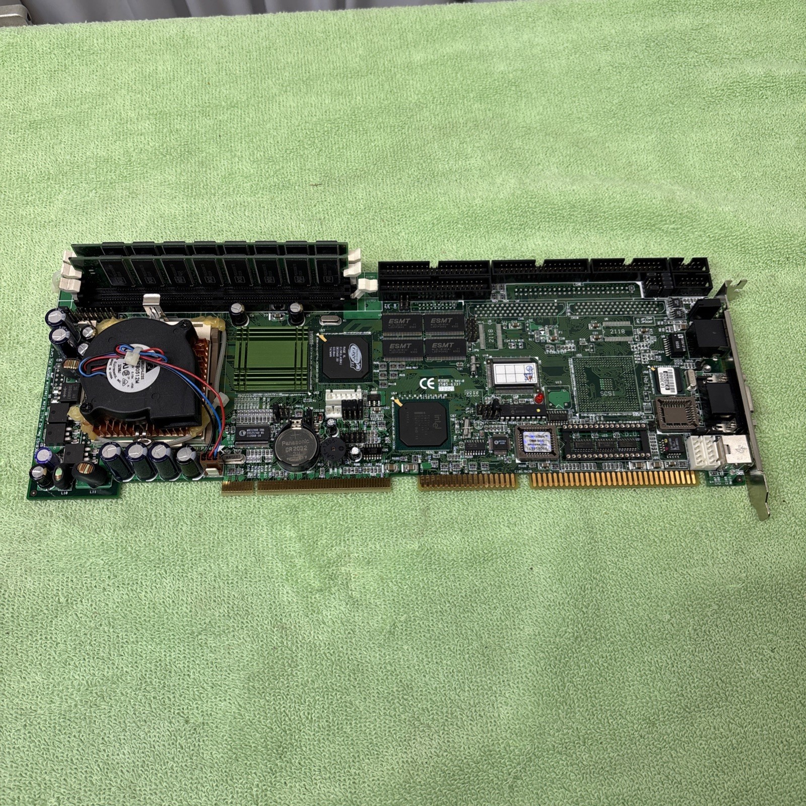 Platine Plotech 2505-6337 with processor and memory