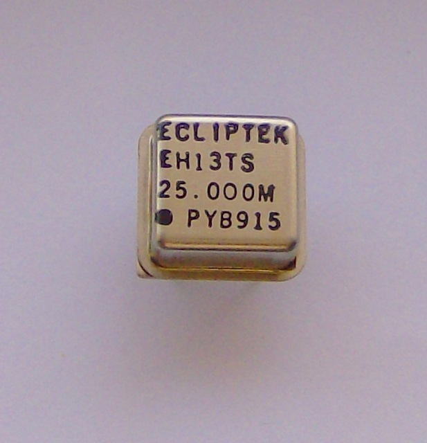 1 pc 25 MHz Crystal Oscillator, EH13 type, 3.3V, P/N EH1345HSTTS-25.000M