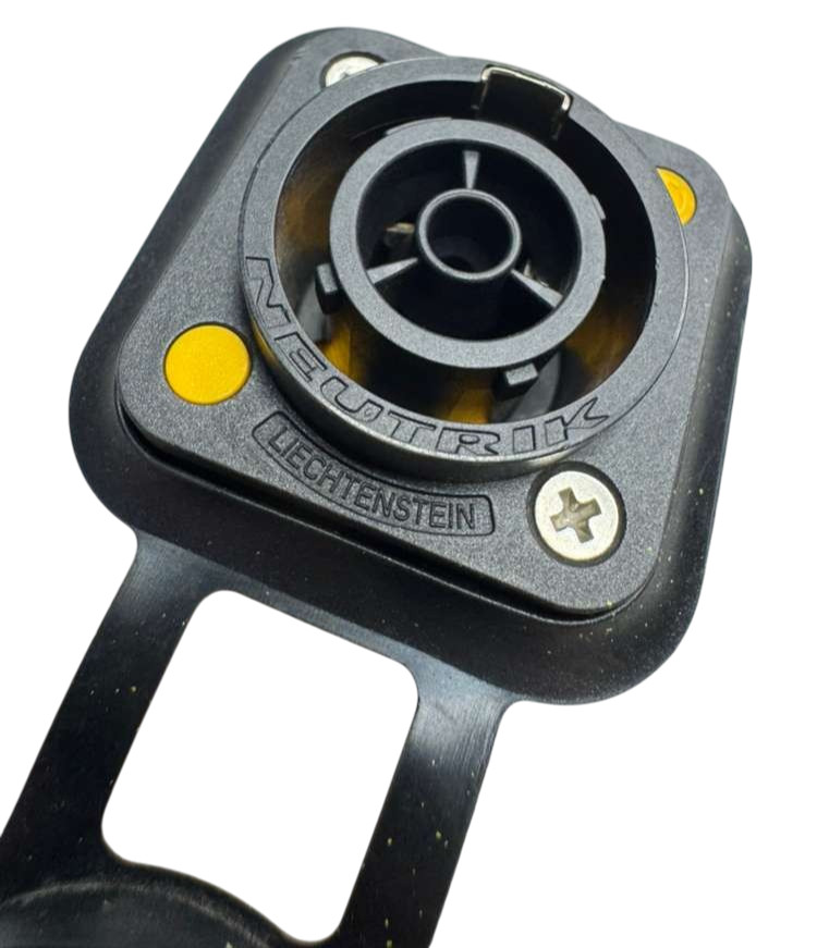 Neutrik NAC3FPX Liechtenstein Powercon Locking Power Connector, 20/250~