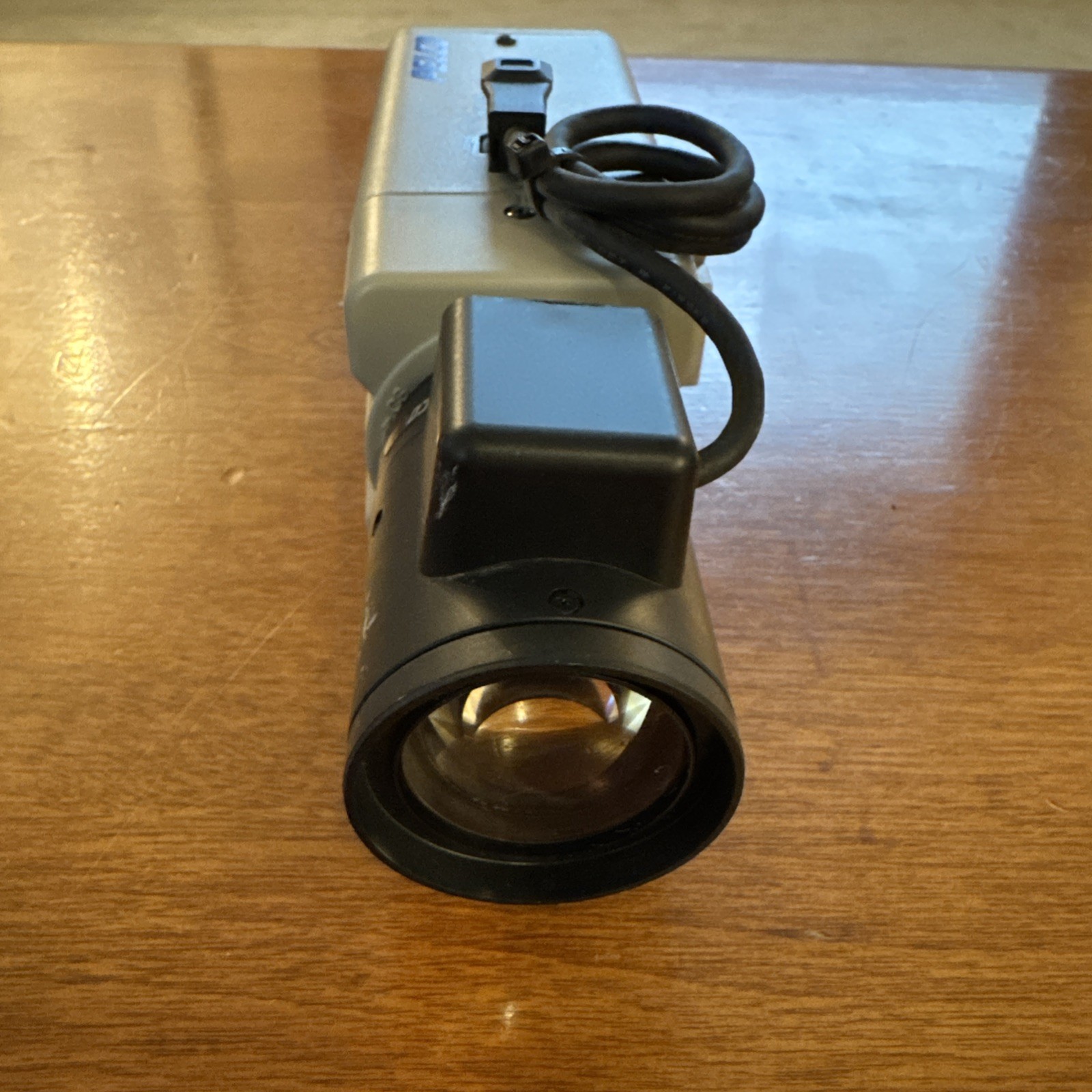 Pelco B&W CCTV Camera MC3810-2 Manufactured By Sony Japan Untested