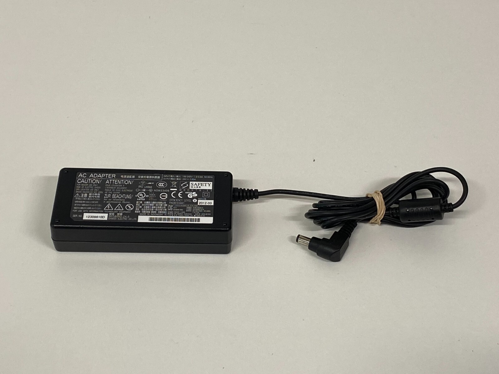 GG3: Genuine SANKEN Fujitsu SED80N2-24.0 AC Adapter Power Supply