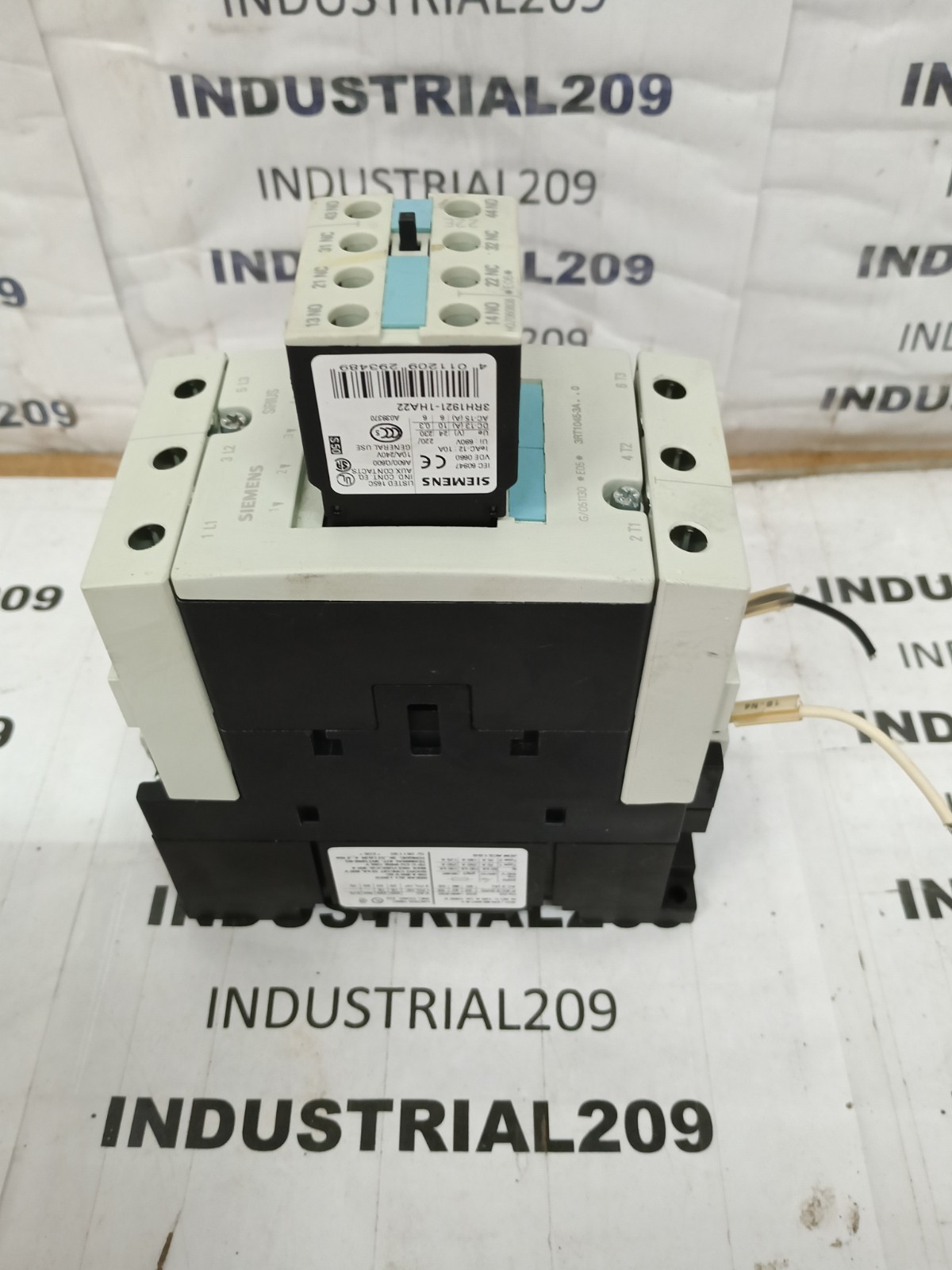 SIEMENS SIRIUS CONTACTOR 3RT1045-3AK60