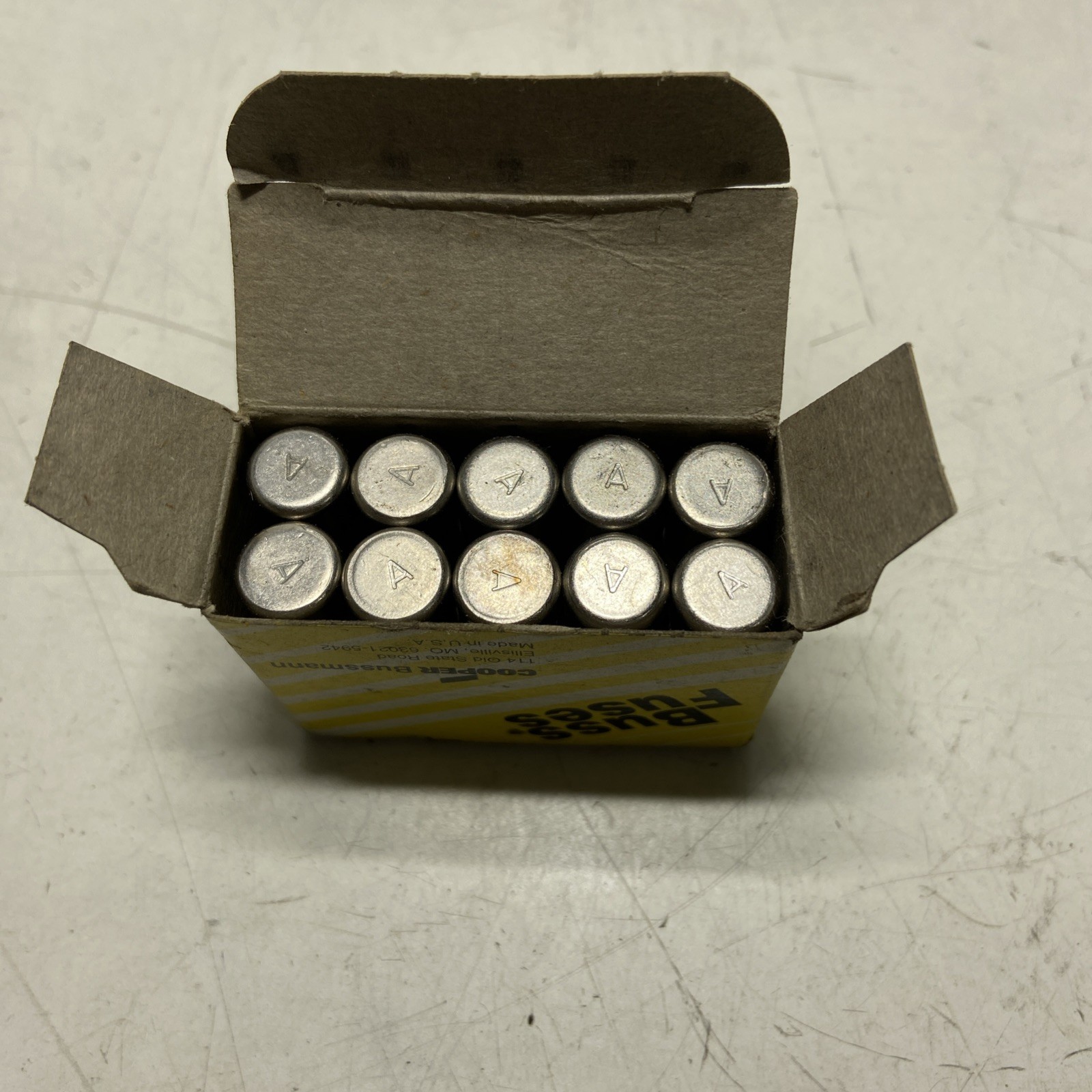 FUSETRON FNW30 DUAL-ELEMENT FUSES 250 VOLTS (LOT OF 10)