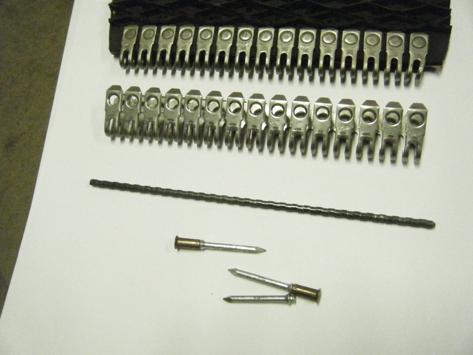 Round Hay Baler Belt repair rivet 7″ lace Splice Flexco Alligator ARJ7/175