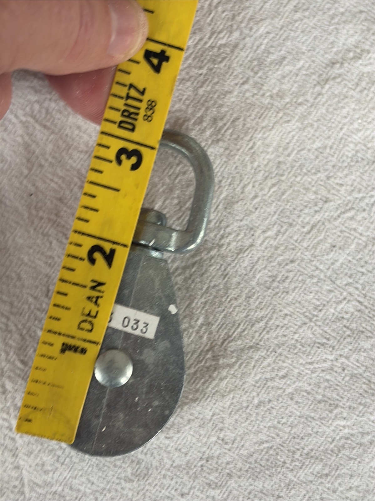 Two Swivel Pulleys for Use with Rope. See Photos for Size Specifics Provided.