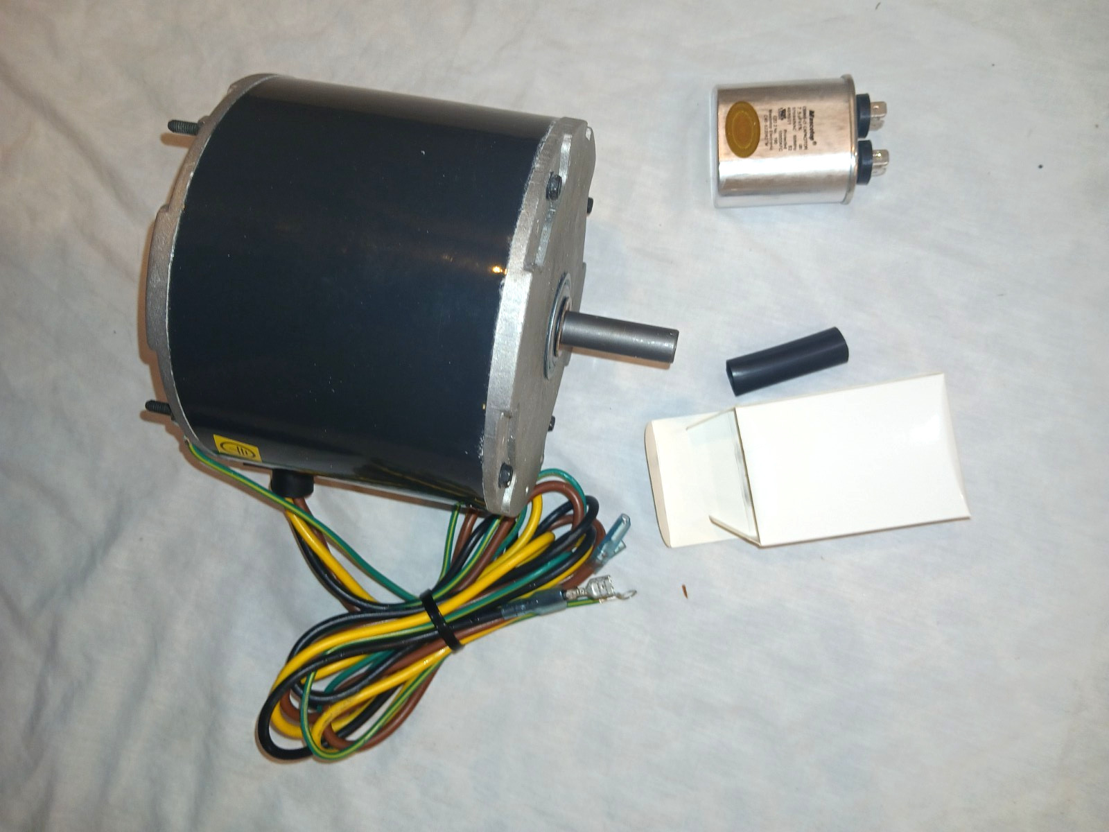 1/5 HP 825 RPM Condenser Fan Motor 208-230V Replaces Carrier HC37GE210 Capacitor