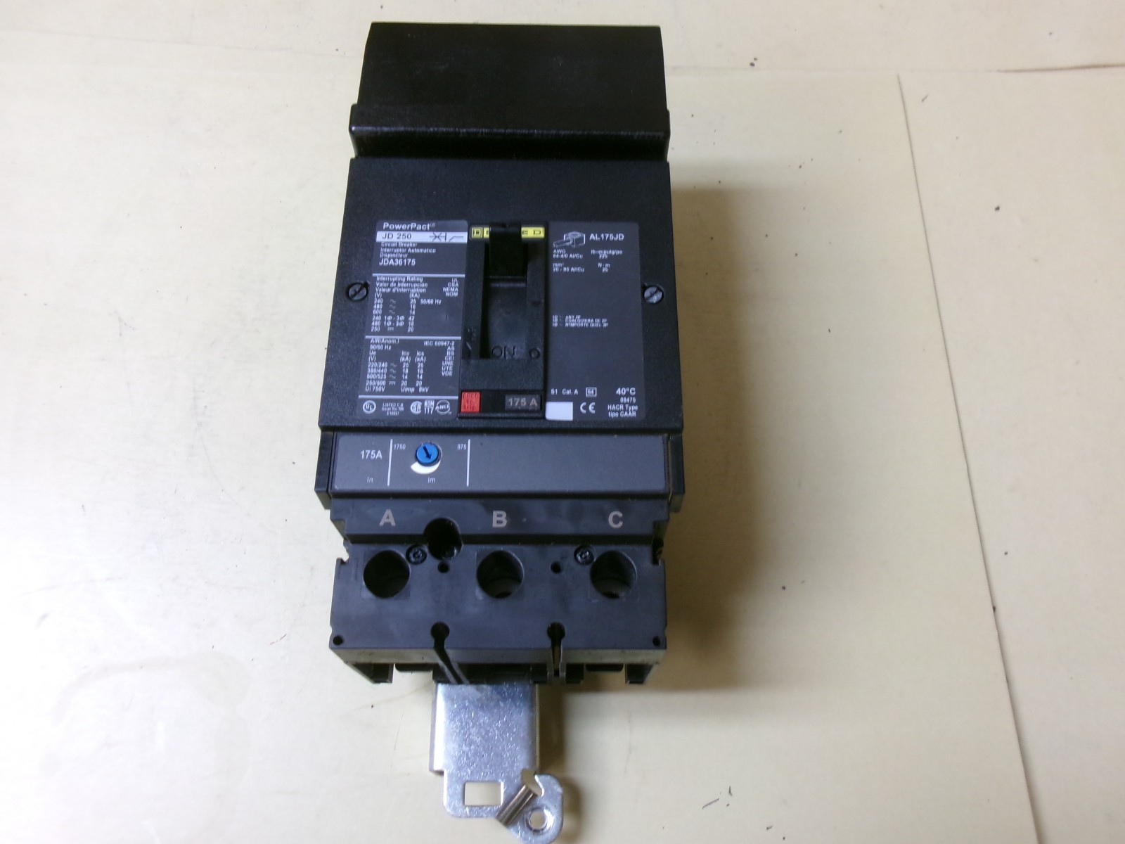 Square D JDA36175 Circuit Breaker 175A , 3P , 600VAC , 250VDC, JD250 PowerPact