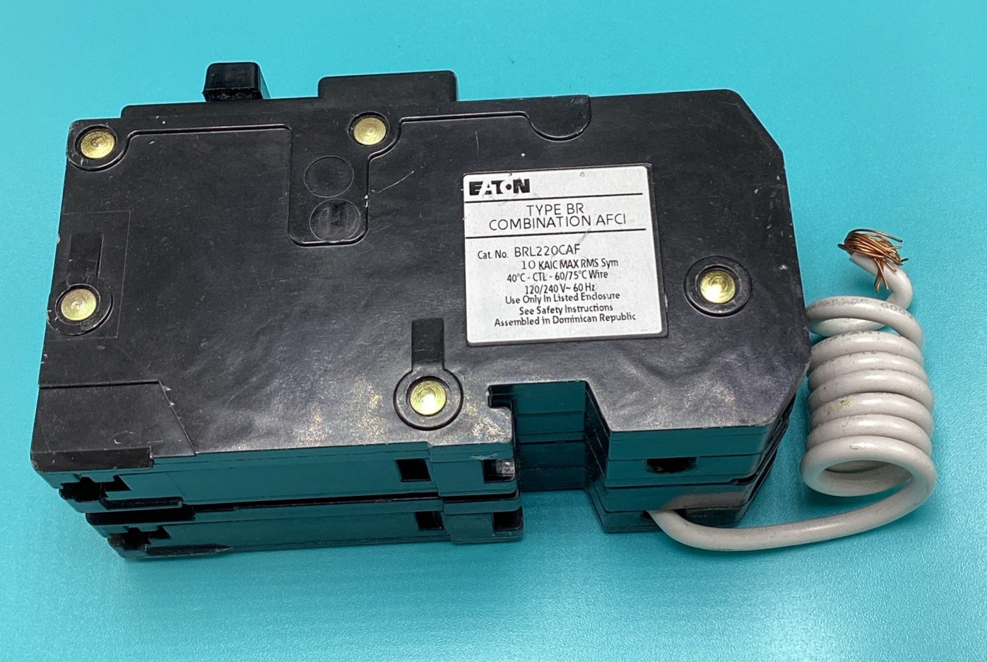 CHIPPED Circuit Breaker Eaton Cutler Hammer BRL220CAF 20 Amp 2 Pole AFCI