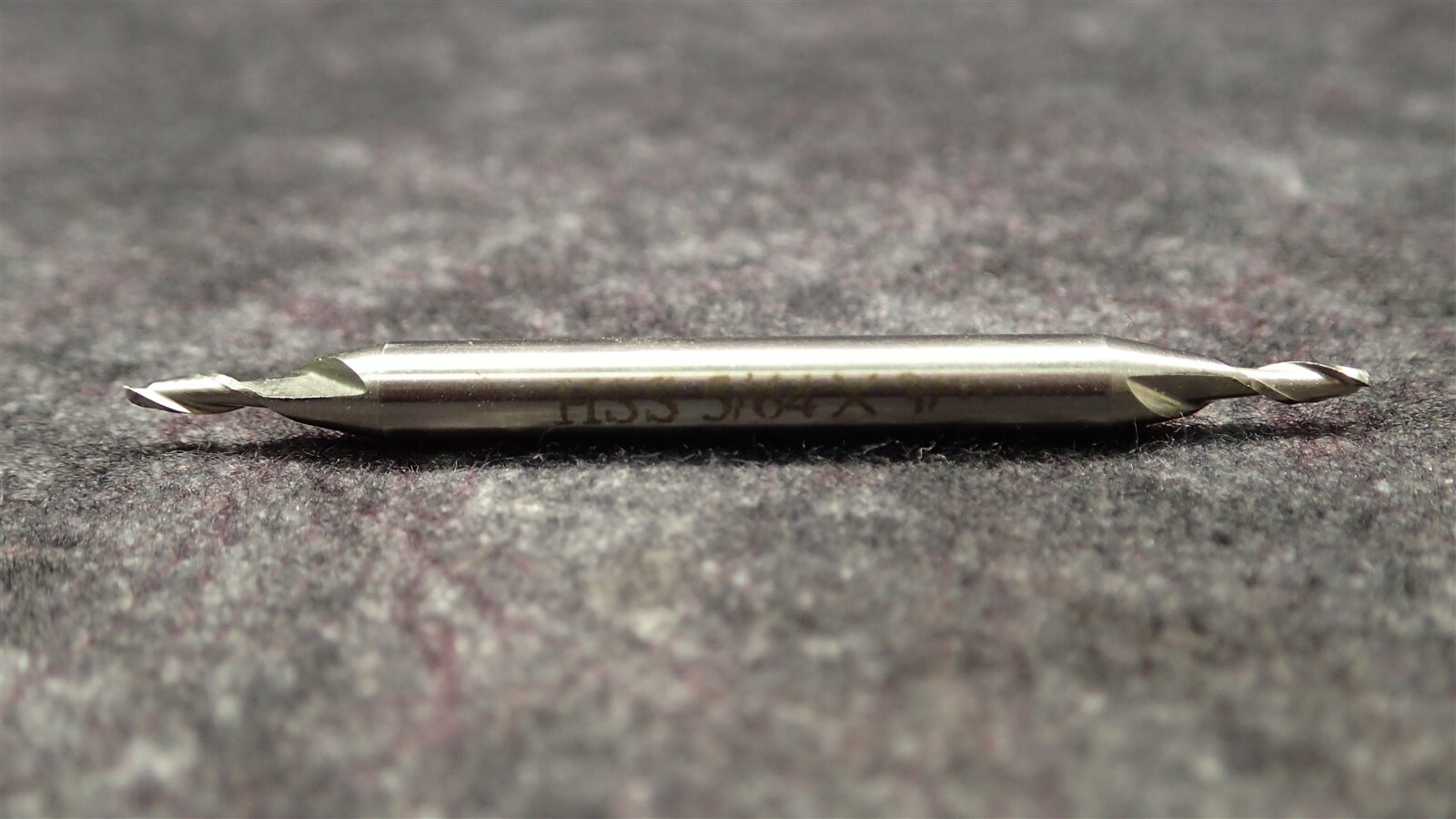 Interstate 01780055 5/64″ Uncoated Spiral Flute 30° Helix, Center Cut (BN206)