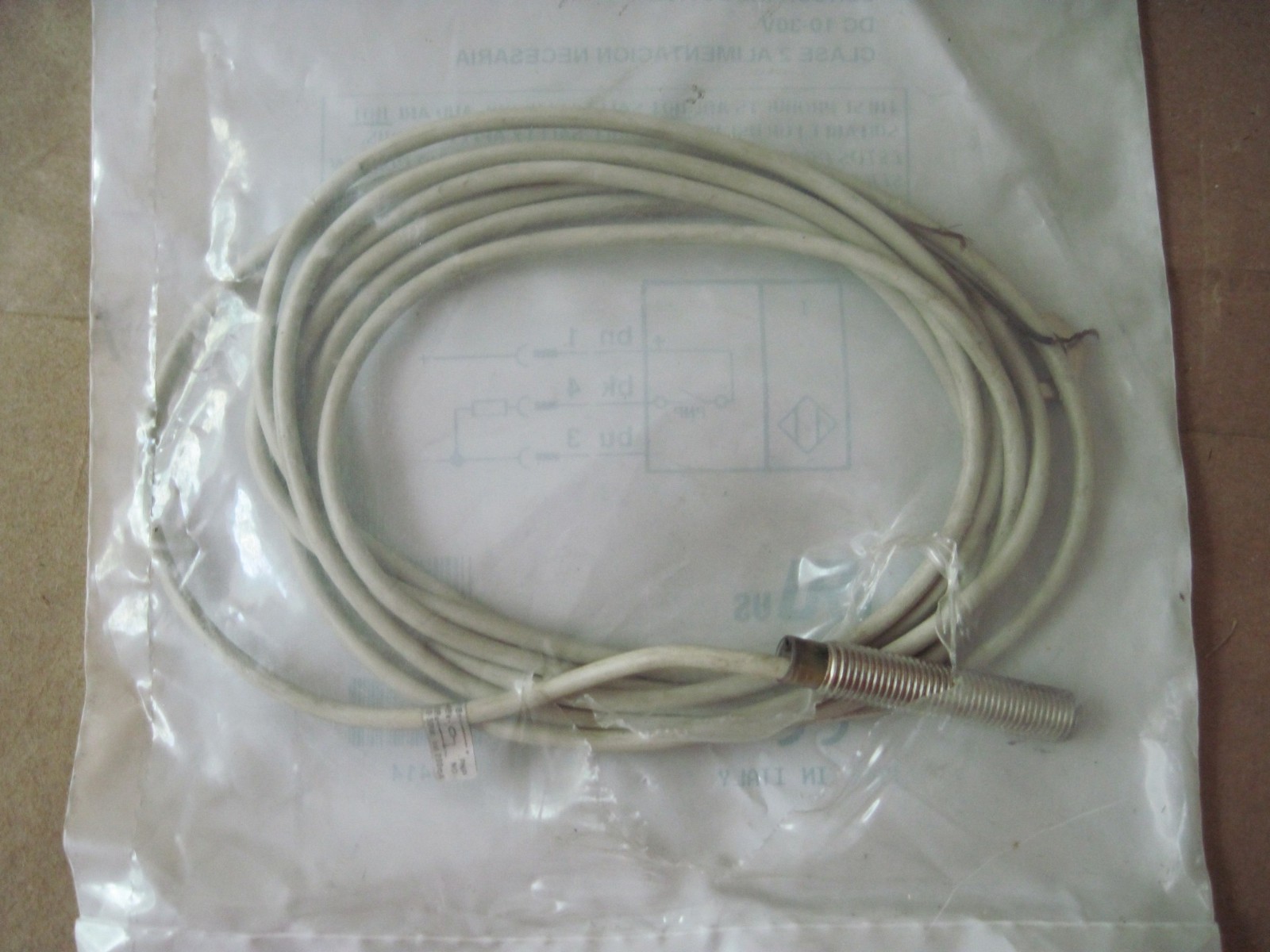 Lot of Proximity Sensors, Switches, Cables, Banner, AutomationDirect, Mostly New