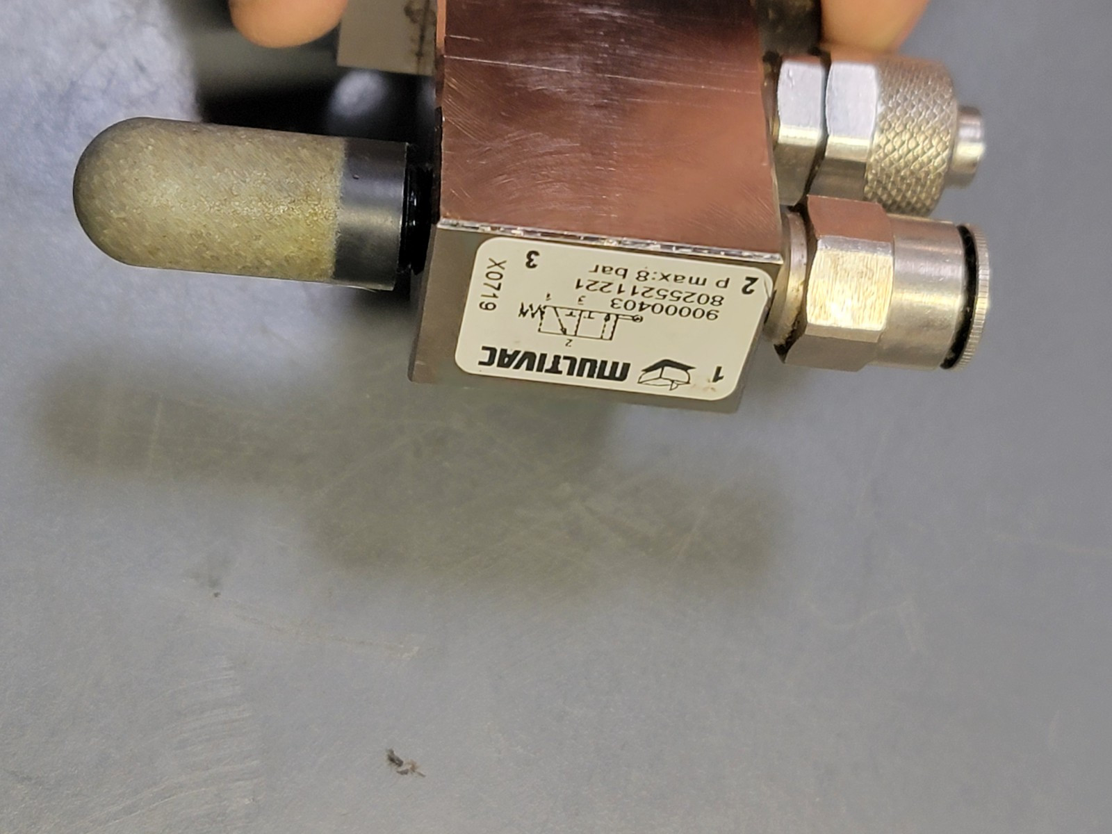 MULTIVAC 80255211221 LIMIT SWITCH, 8 BAR MAX, 3/2 VALVE NOS SPAREFREE SHIP