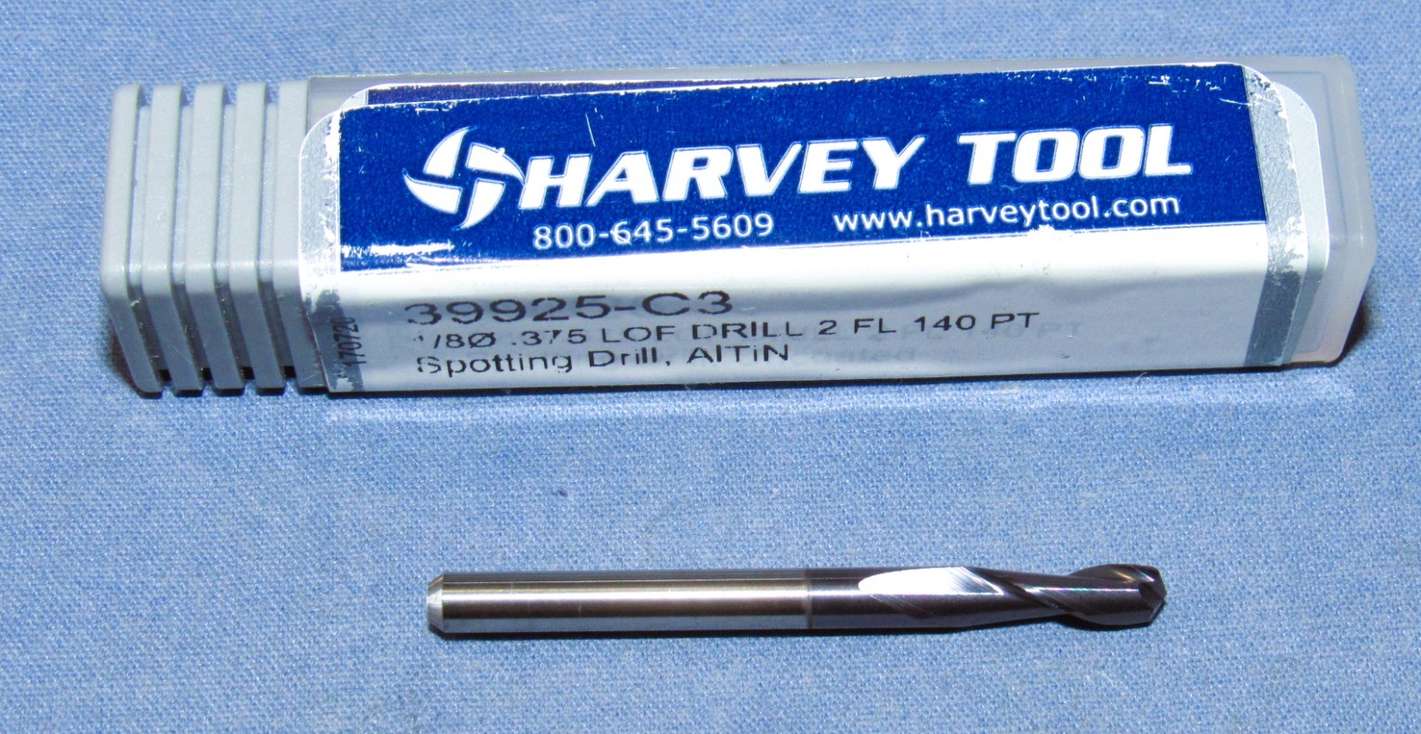 HARVEY TOOL Carbide Spot Drill 0.125″ Dia. X 140* Point 3/8 F. L. OAL 1-1/2