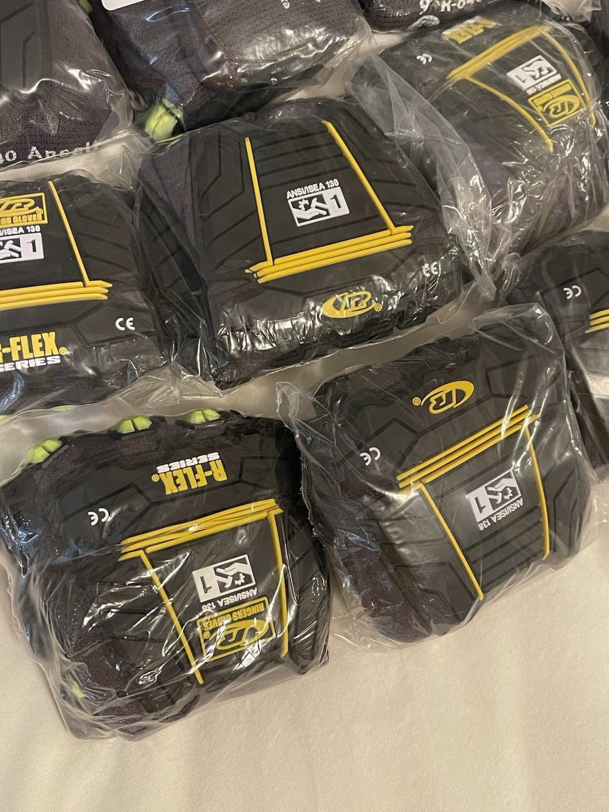 Ansell PR Gloves Series R Size 9 Bulk 10 Pairs Ringers R840Abrasion/Impact Glove