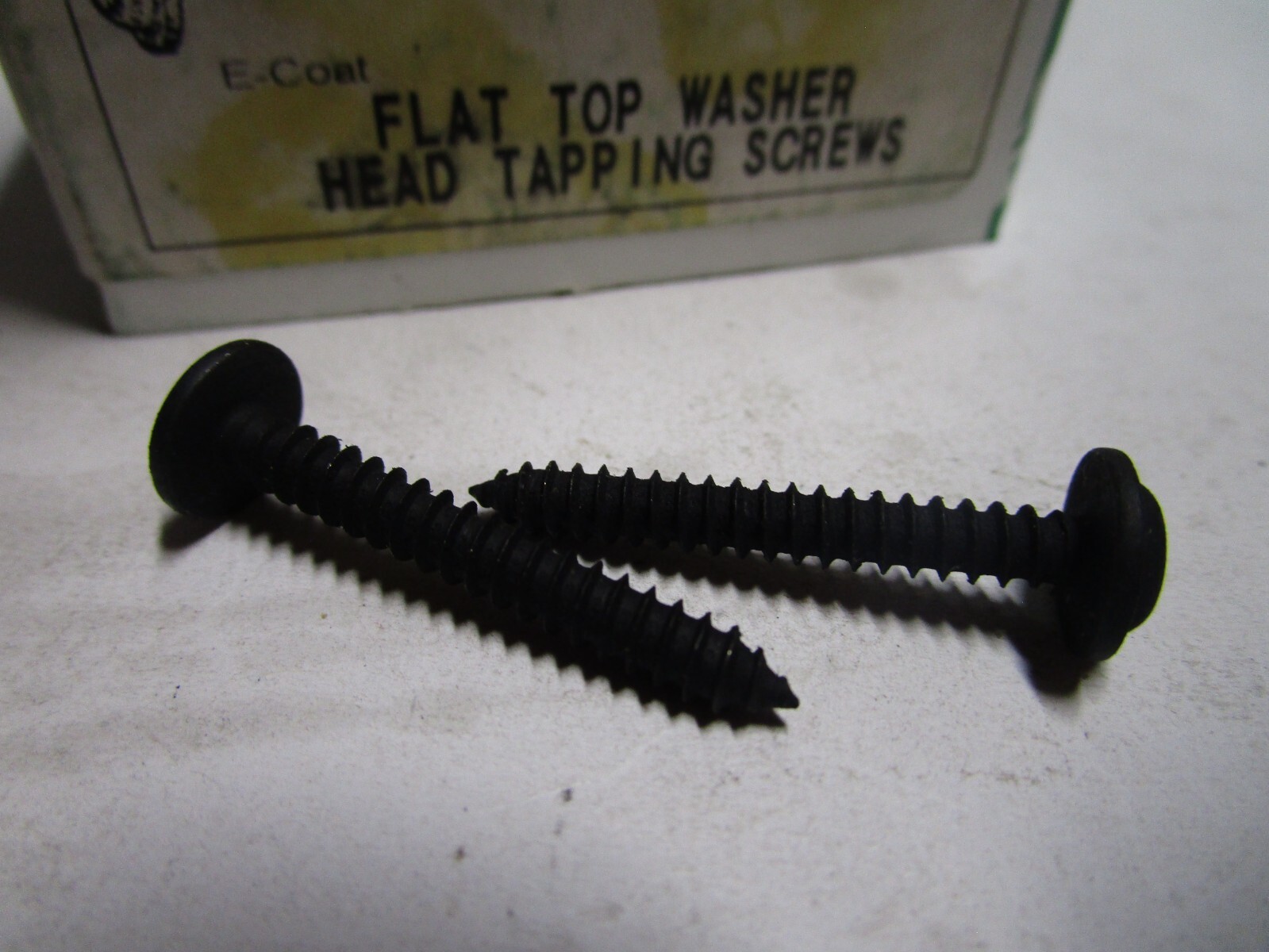 AUVECO 12217 PHILLIPS FLAT WASHER HEAD TAPPING Screws 8 X 1-1/4 BLACK QTY 50