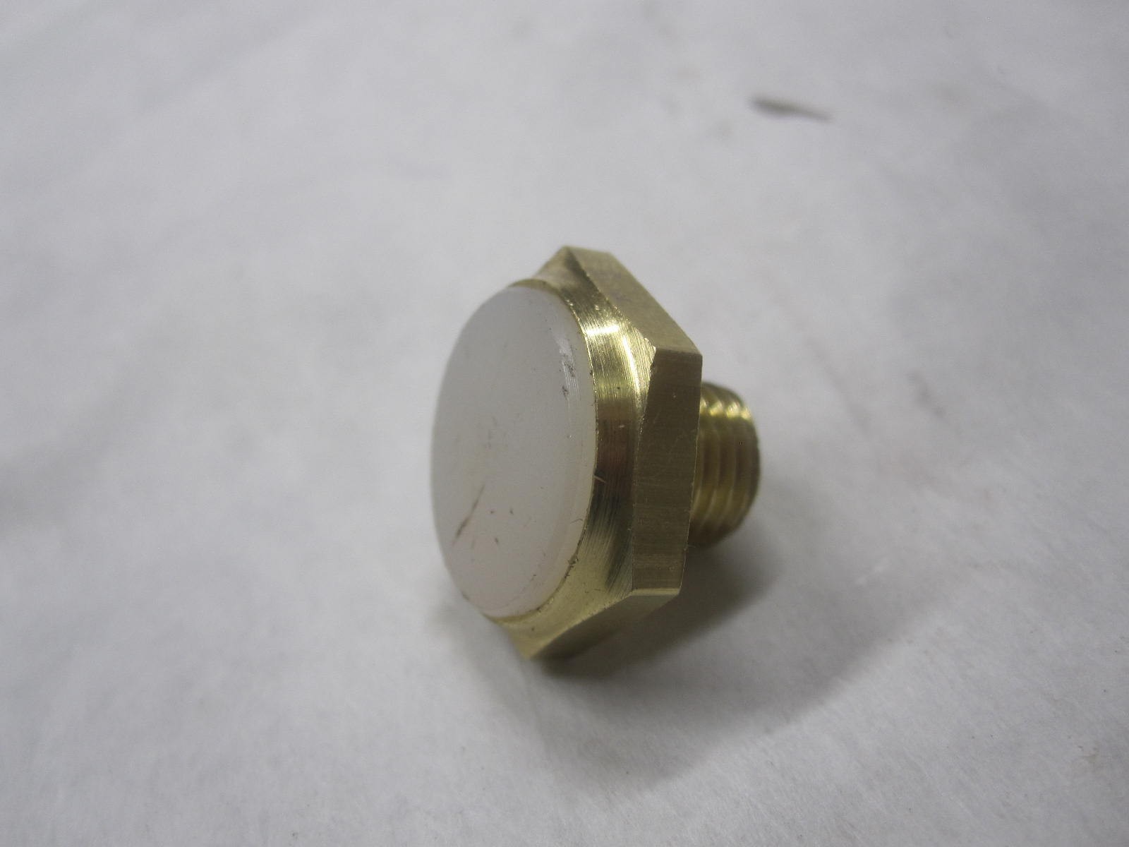 58X Brass 3/8-24 Threaded W ¾ Hex Cap Head Plastic Insert Plug Top and ¼ thread
