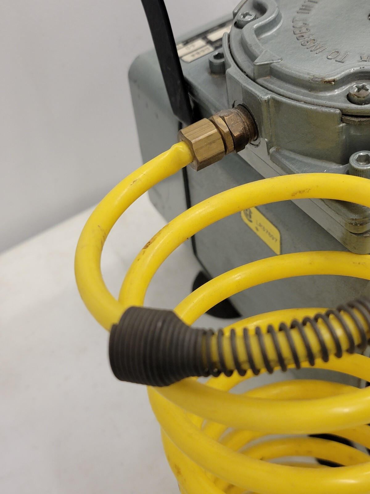 Gast MFG. Corp DOA-P161-AA Diaphragm Compressor or Vacuum Pump W/ Hose