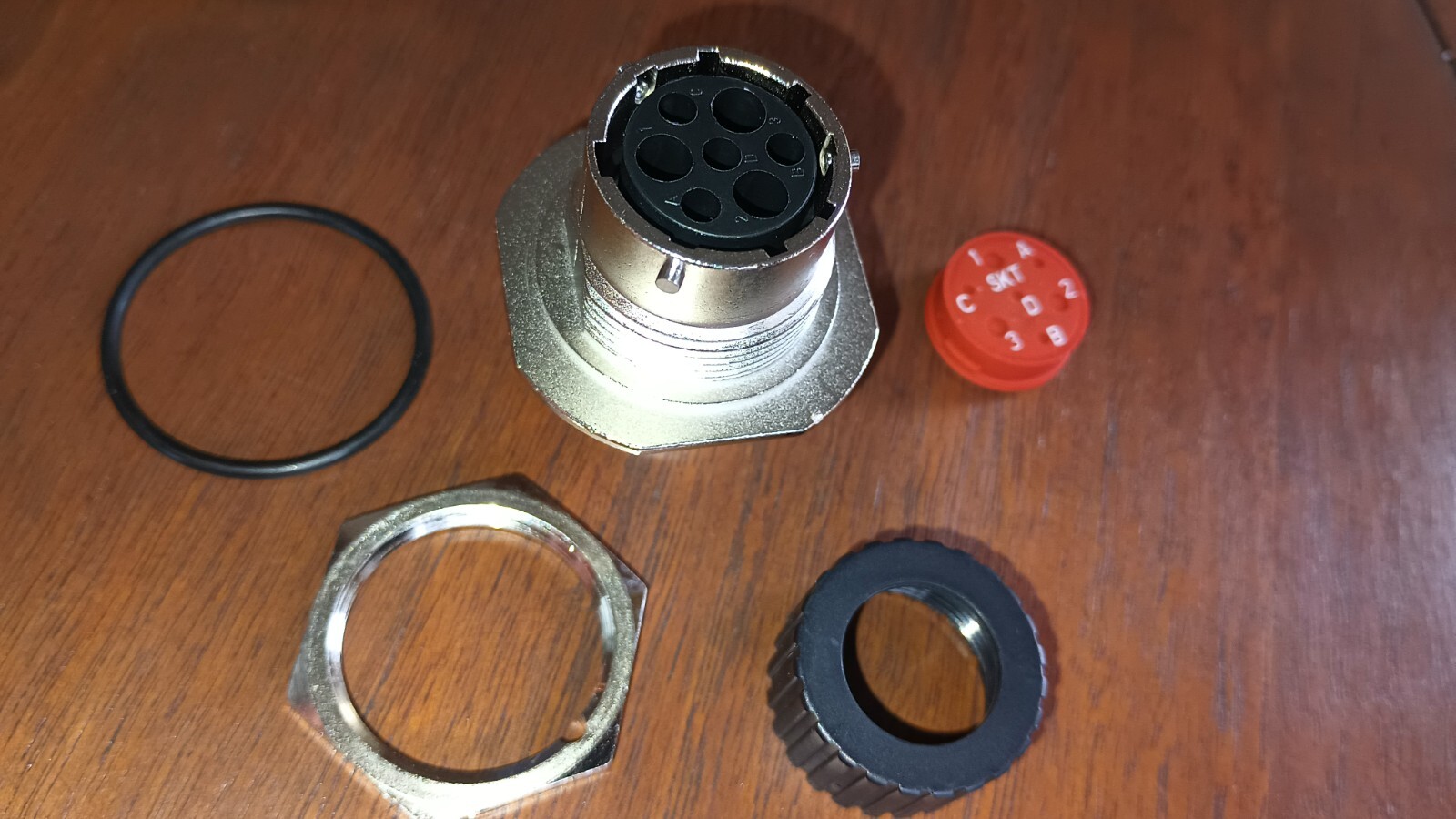 LOT OF 4 NEW ITT CANNON TNM192993-115, ITT Cannon 7 CONTACT CONNECTOR