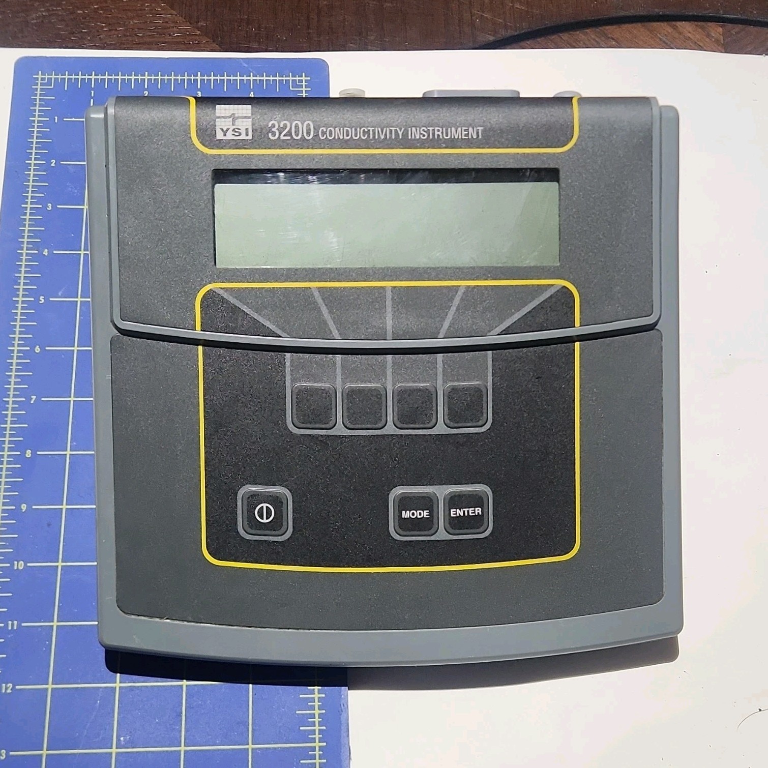 YSI 3200-115V Conductivity Meter Instrument Model 3200-115V SN 09F101171