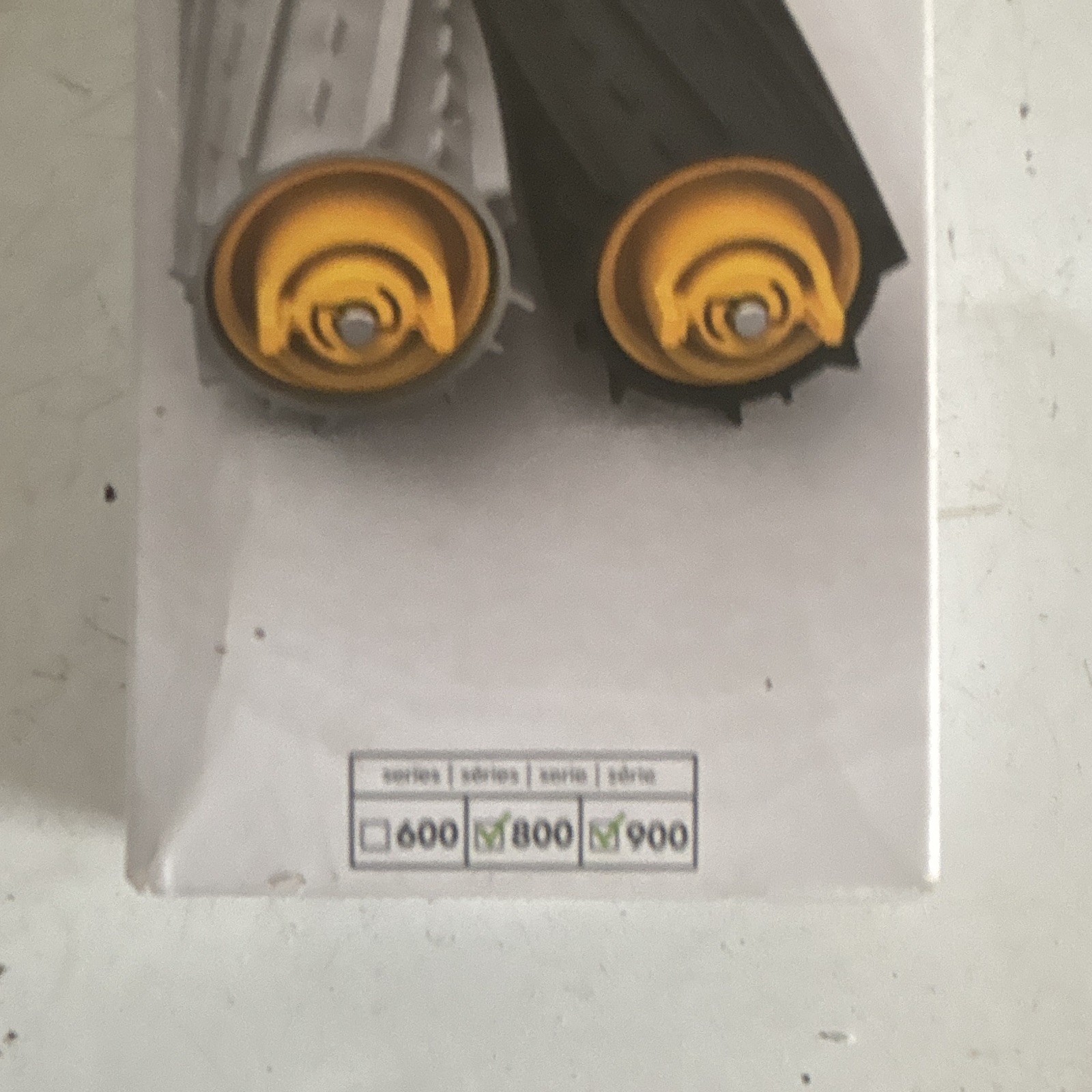 iRobot Roomba Dual Multi-Surface Rubber Brush Replacement Set for 800/900
