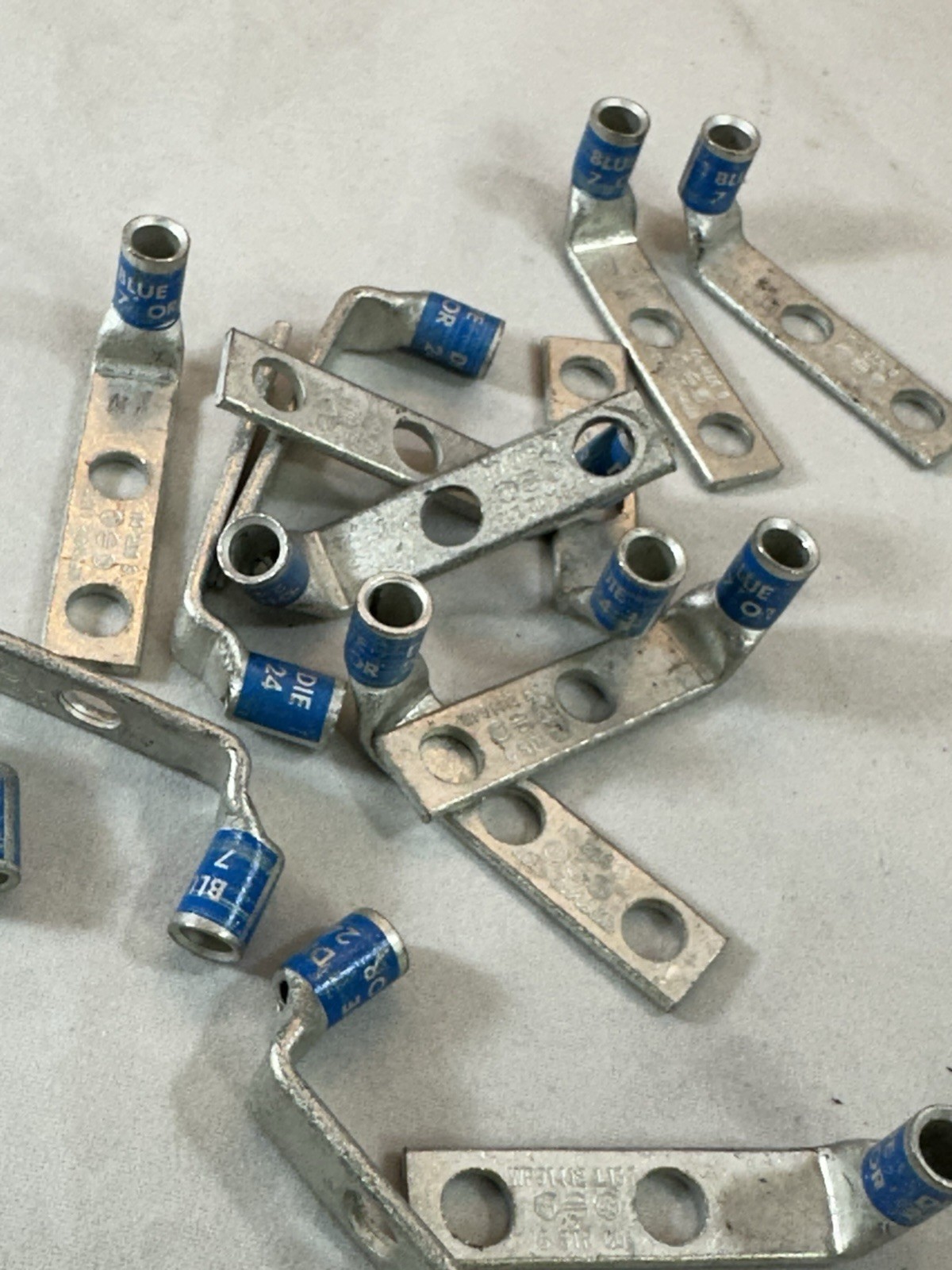 Lot Of 14 BURNDY 90 LUG # 6 AWG 2 – 1/4″ HOLE Tin Copper Compression Connector