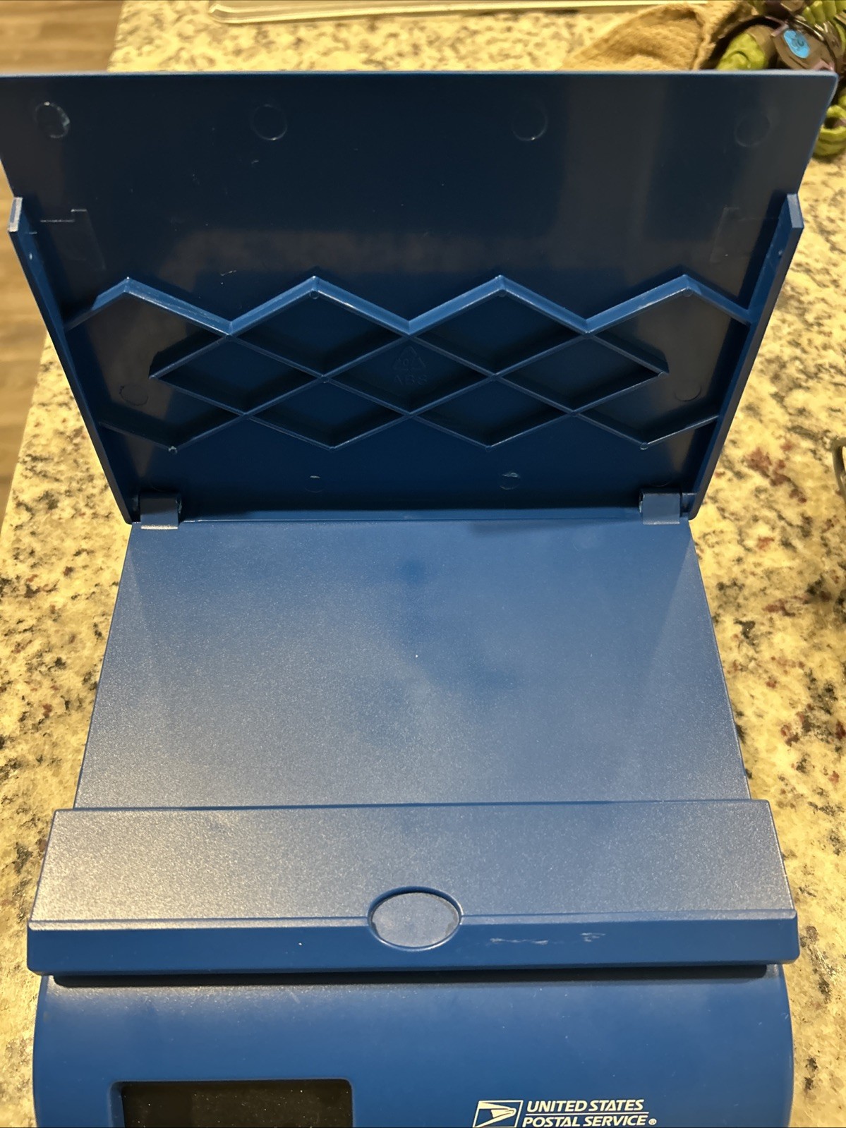 UNITED STATES POSTAL SERVICE 25 lb. Digital POSTAL SHIPPING SCALE DS25