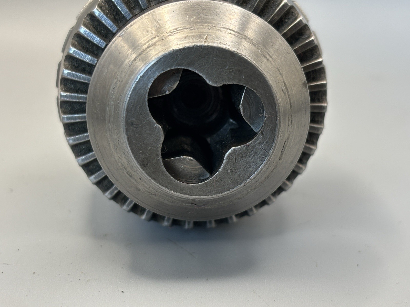 Jacobs 14N Ball Bearing Super Chuck 0″-1/2″ Capacity with Bridgeport R8 Shank