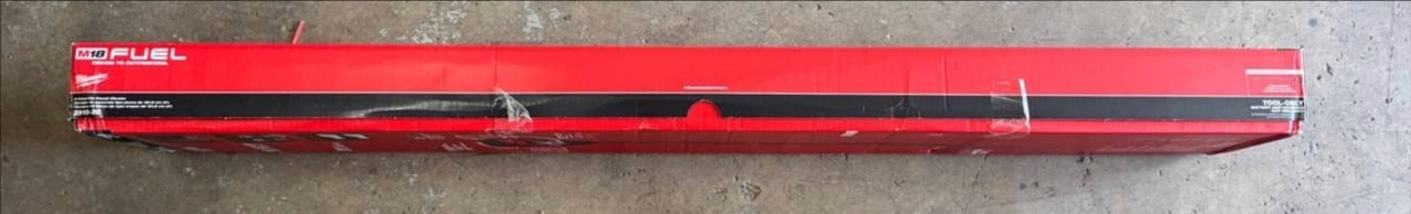 Milwaukee 2910-20 M18 4 Feet Concrete Pencil Vibrator (Bare Tool)