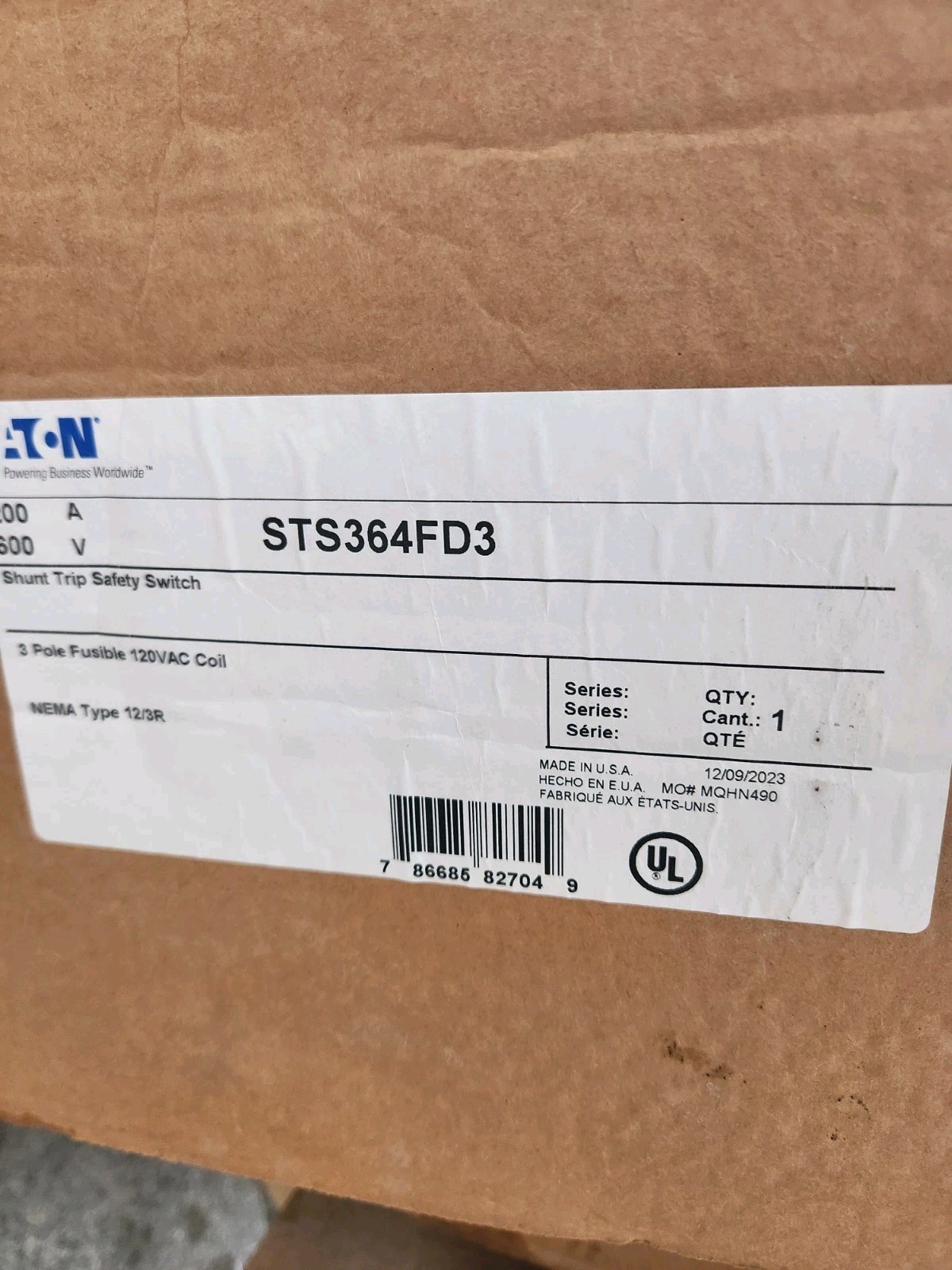 Eaton STS364FD3 200A 600V Shunt Trip 3 Pole Fusible Coil**NEW**
