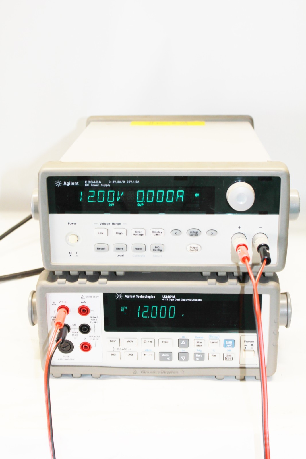 HP/ Keysight/Agilent E3640A DC Power Supply 0-8V, 3A/0-20V, 1.5A (4780)