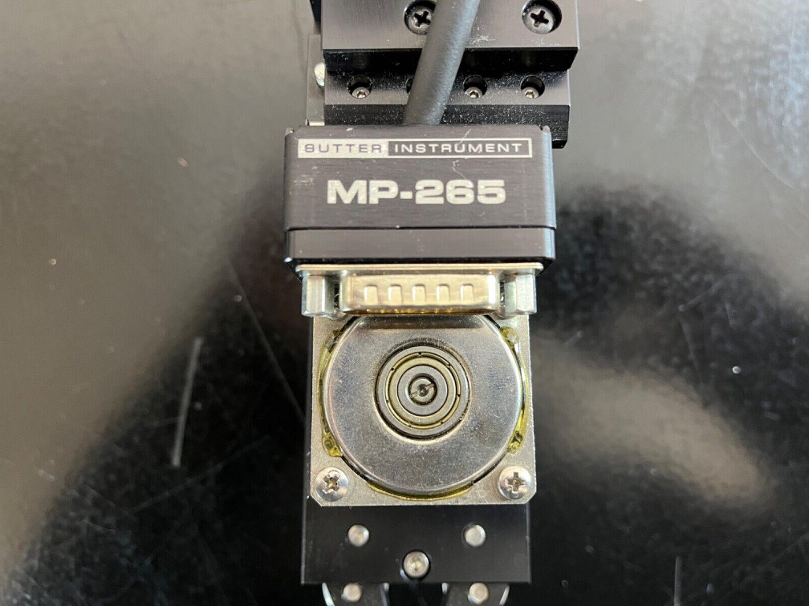 Sutter Instruments Co. MP265/M-134 “narrow format” motorized micro manipulator