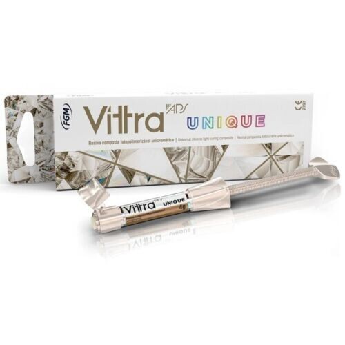 FGM Vittra APS Unique, Universal Shade 4g Syringe Light-Cured Chroma Composite