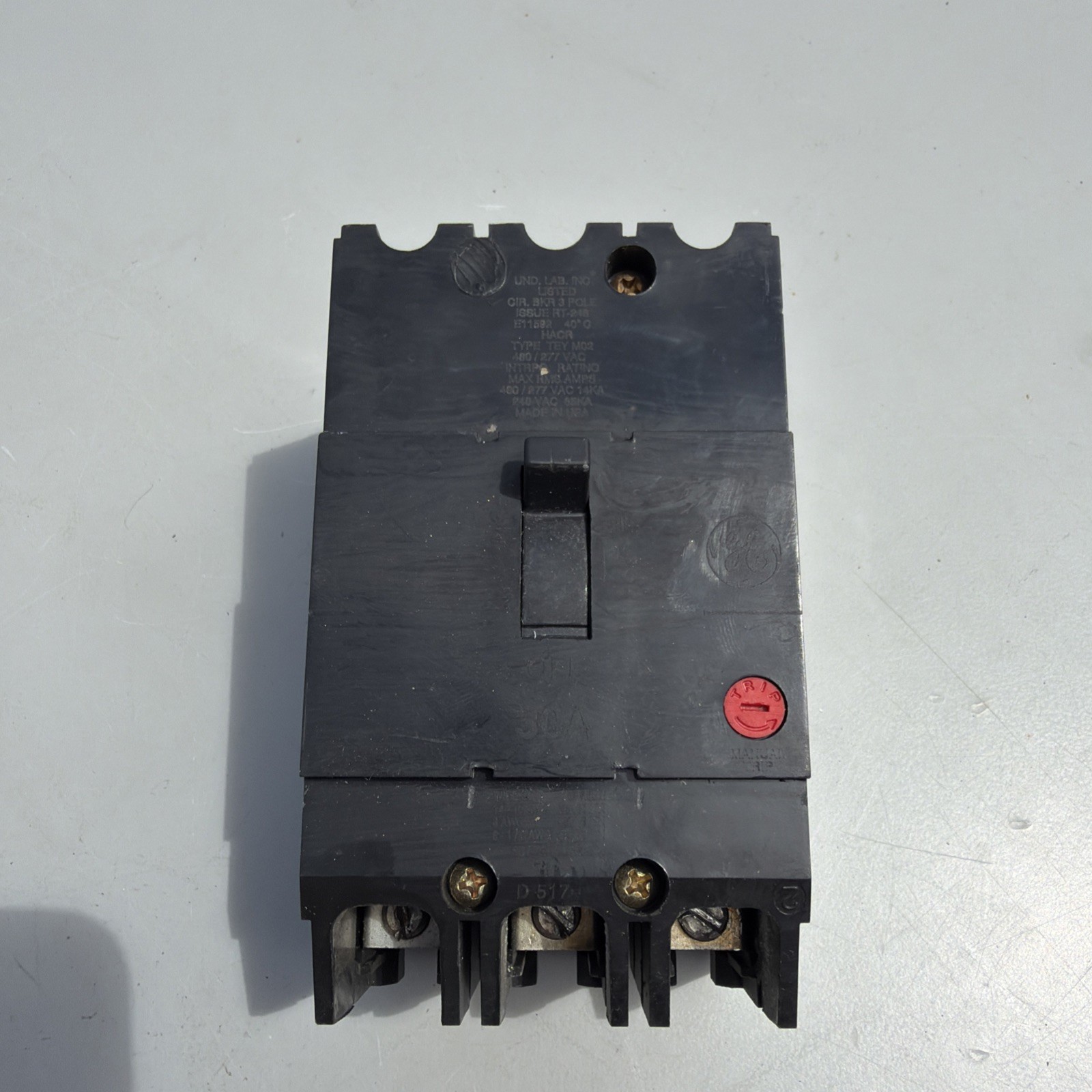 GE TEY330 CIRCUIT BREAKER, 480/277-VOLT, 3-POLE, 30-AMP, BRK / TEY FRAME