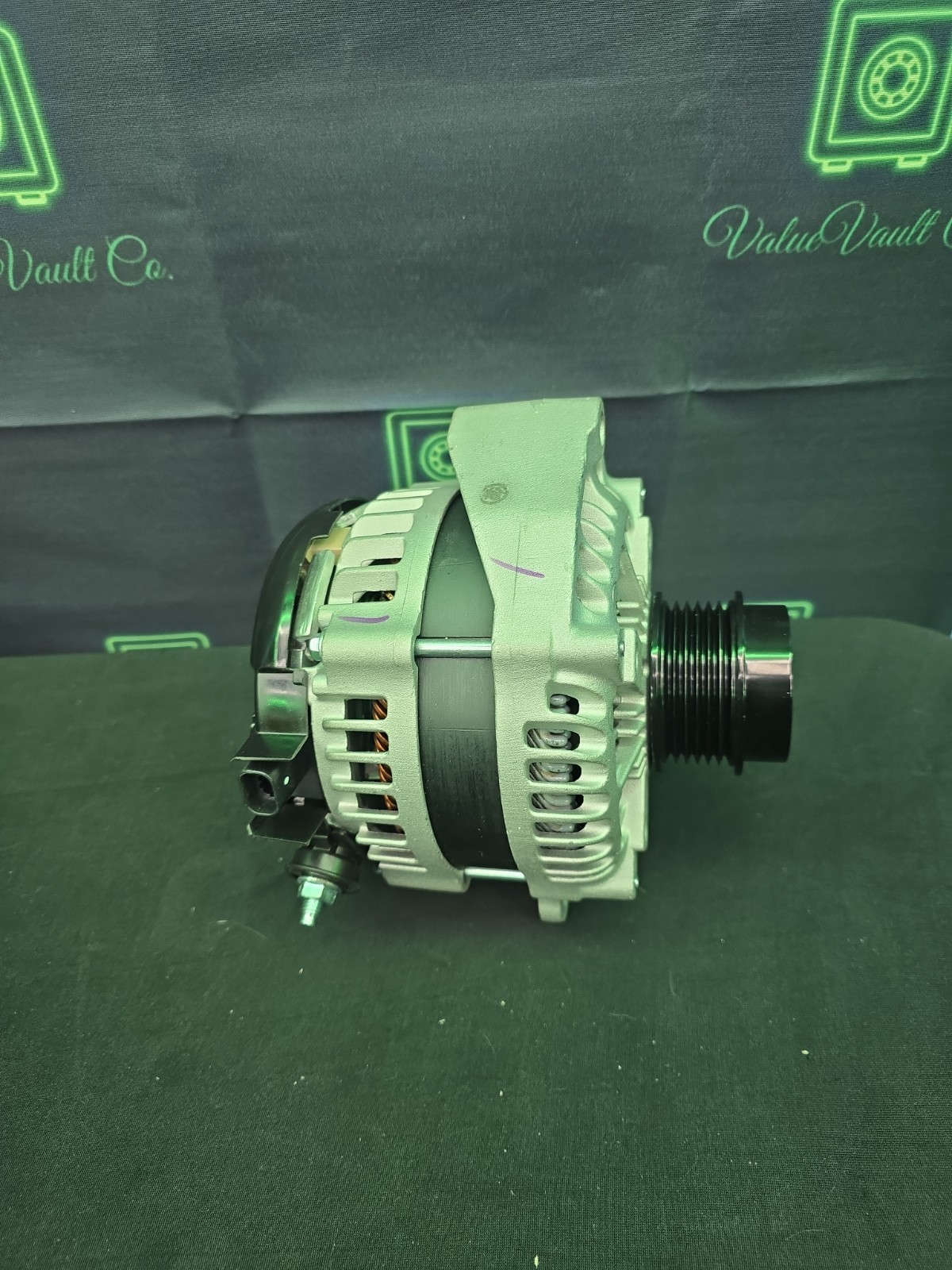 Alternator 84143540 for Cadillac Escalade ESV Silverado 1500 6.2L 4.3L 2014-2020
