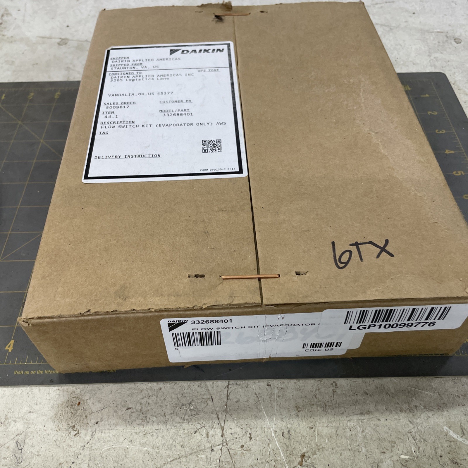 DAIKIN INDUSTRIES 332688401 (NEW IN BOX)