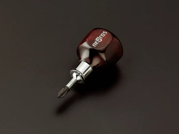 Nepros ND3PS-2, JIS Cross No. 2, Stubby Screwdriver, Wooden Handle