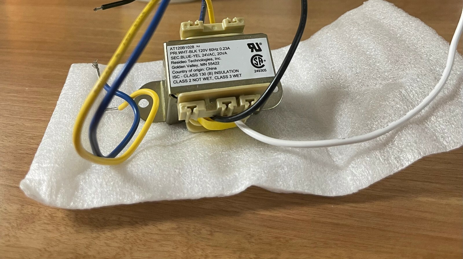 Honeywell Transformer Foot Mounted 120 Vac Transformer with 9 in. Lead Wires