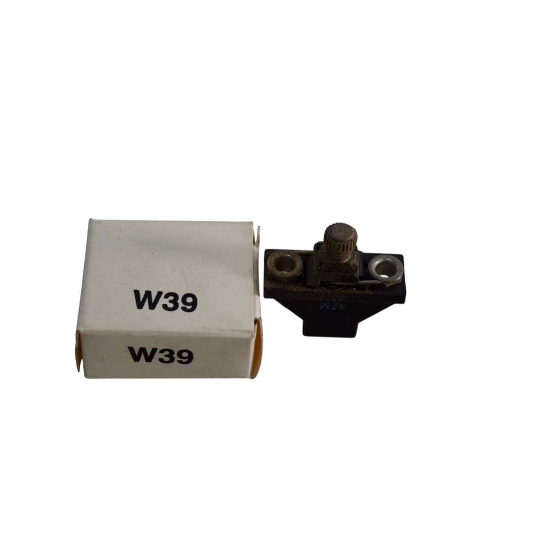 NEW Allen Bradley W39 Overload Relay Heater Element Thermal Unit W Series 2.76A