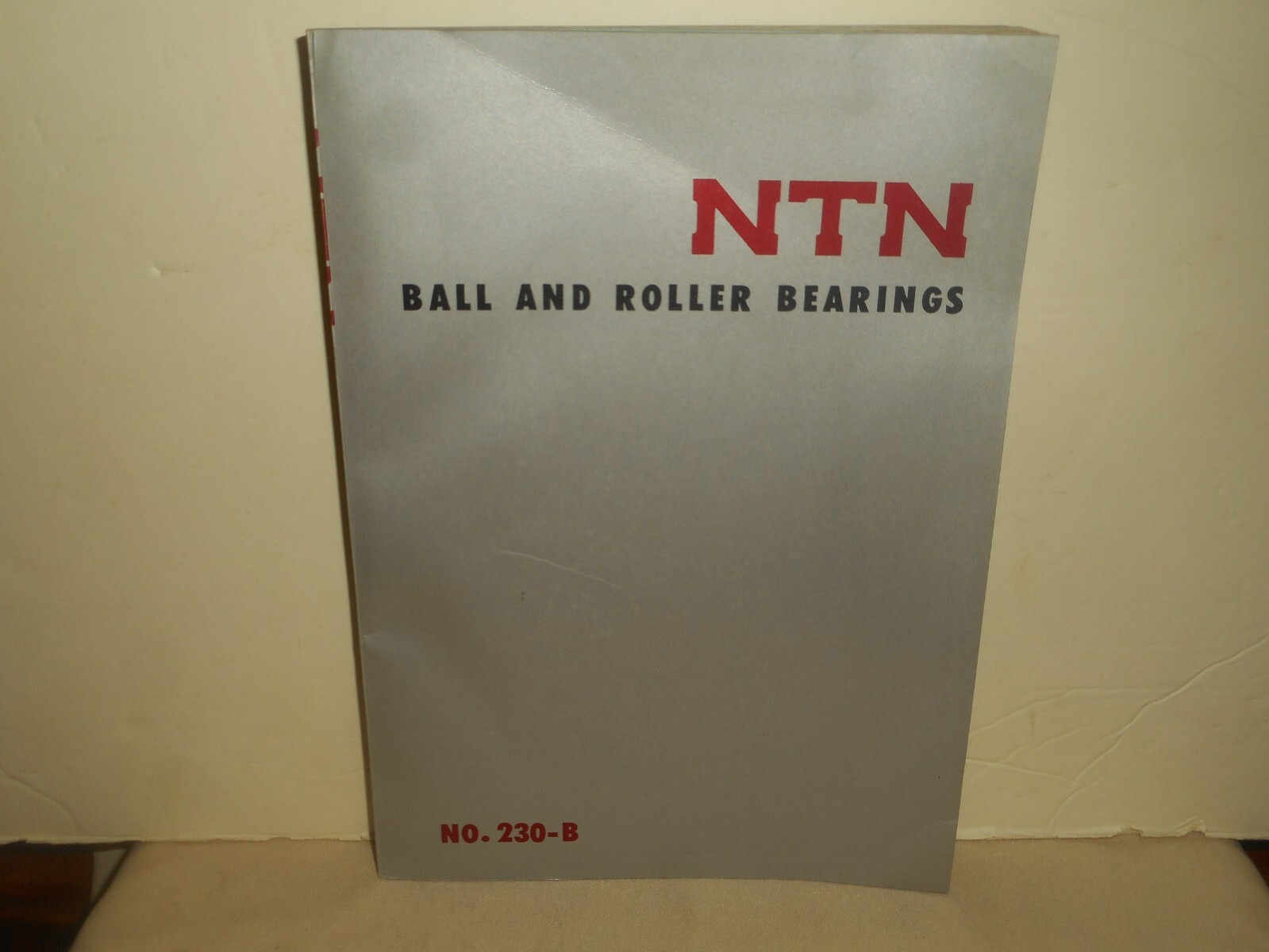 NTN Ball & Roller Bearings Catalog 230B Technical Data TOYO Bearing Mfg Co JAPAN