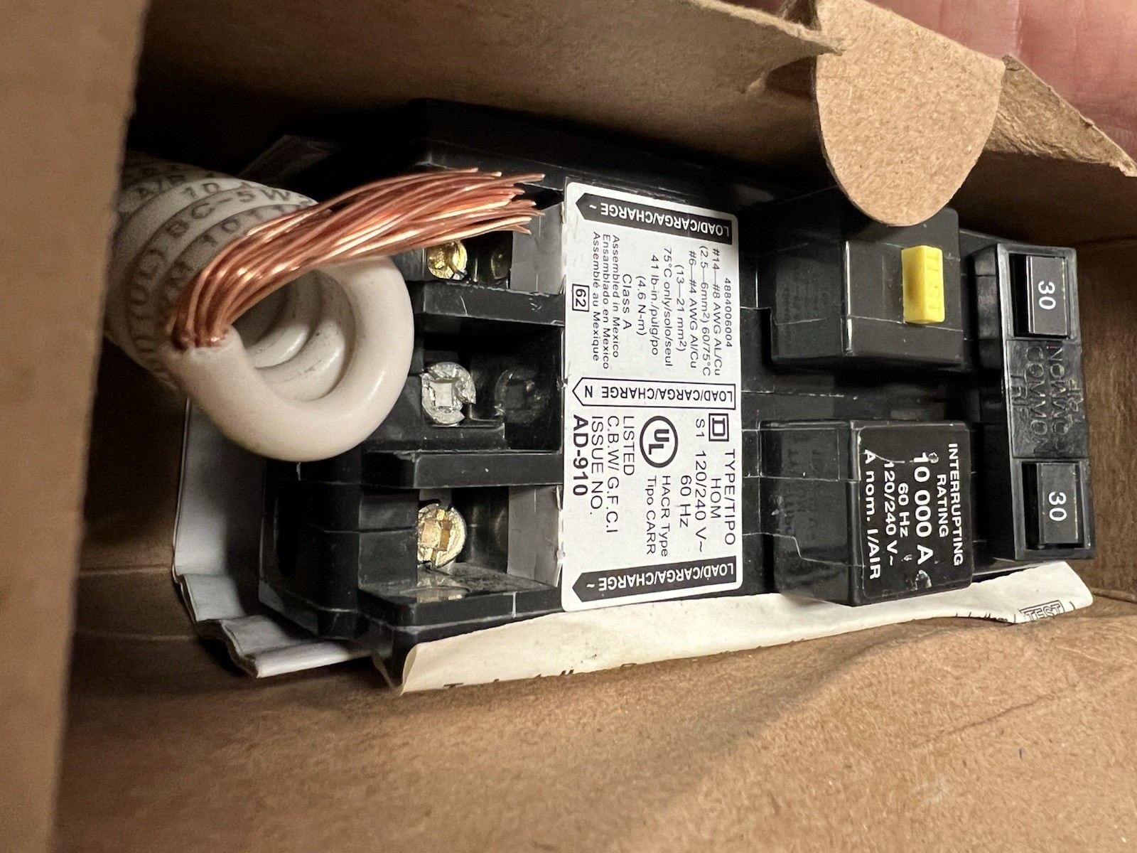 SQUARE D HOMELINE HOM230GFI HOM230GFIC 2-POLE 30A GFCI BREAKER NEW IN BOX