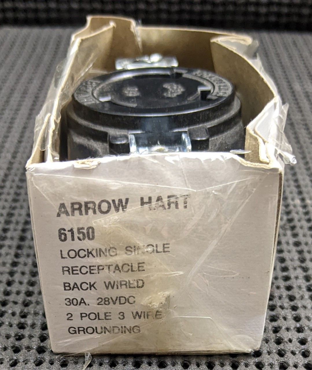 ARROW HART 6150 30A 28VDC 2P 3W BACK WIRED GROUNDING LOCKING SINGLE RECEPTACLE