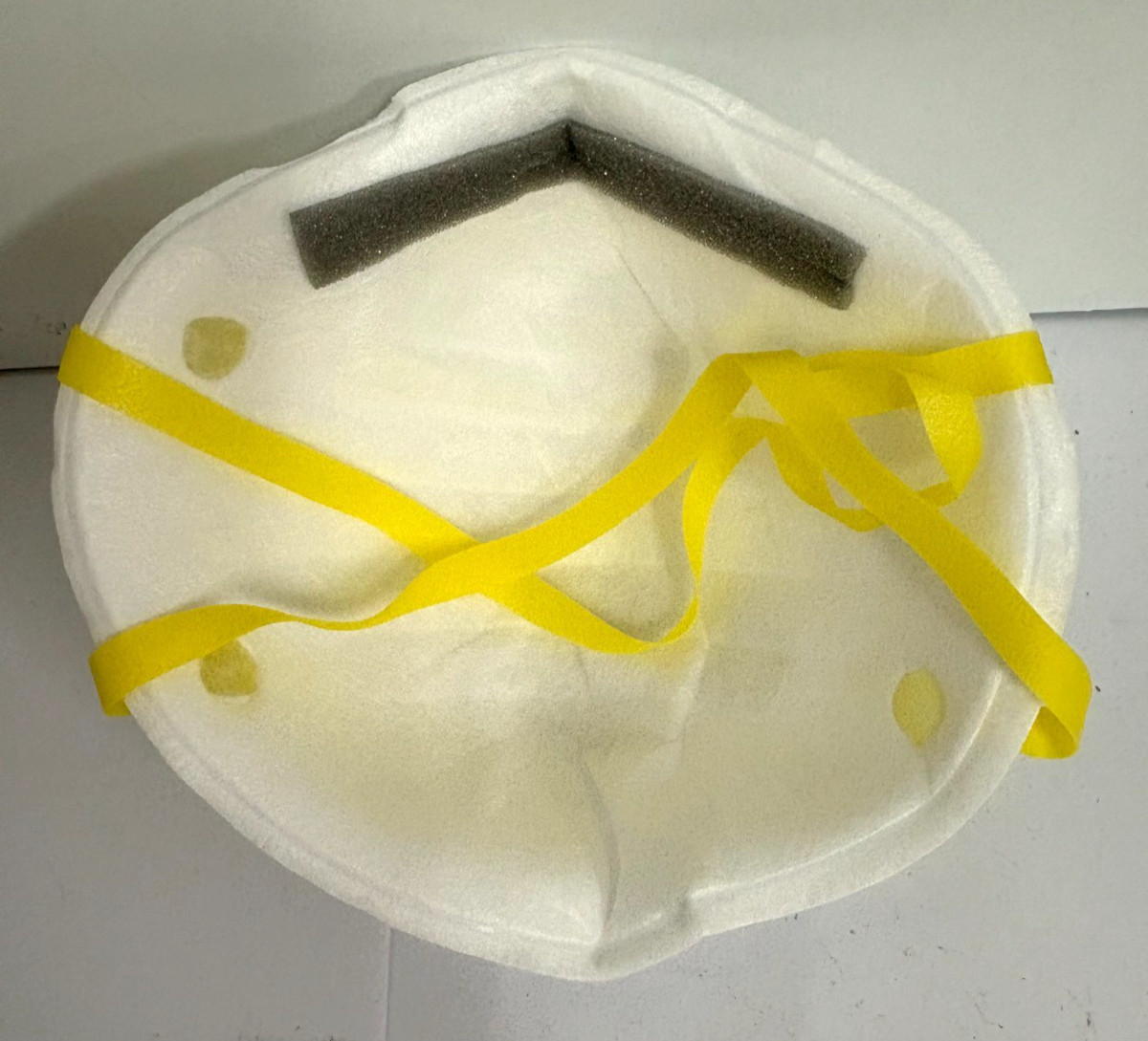 3M N95 DUST MASK PARTICLE RESPIRATOR FILTER 8210 – 20 PCS PER BOX