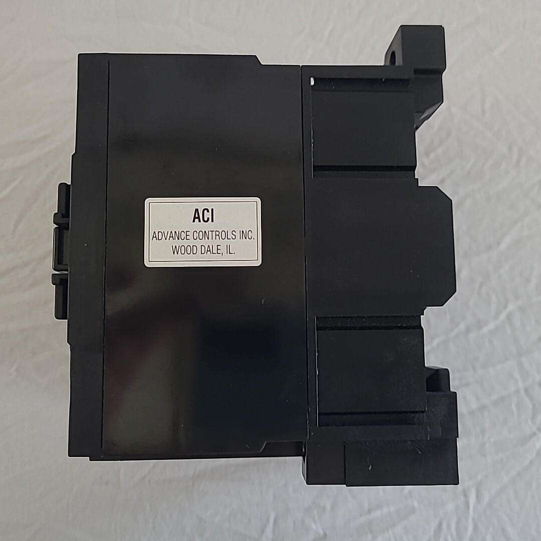 LOVATO BF80.00 BF80 120V 60Hz 110V 3P CONTACTOR -New Open Box-