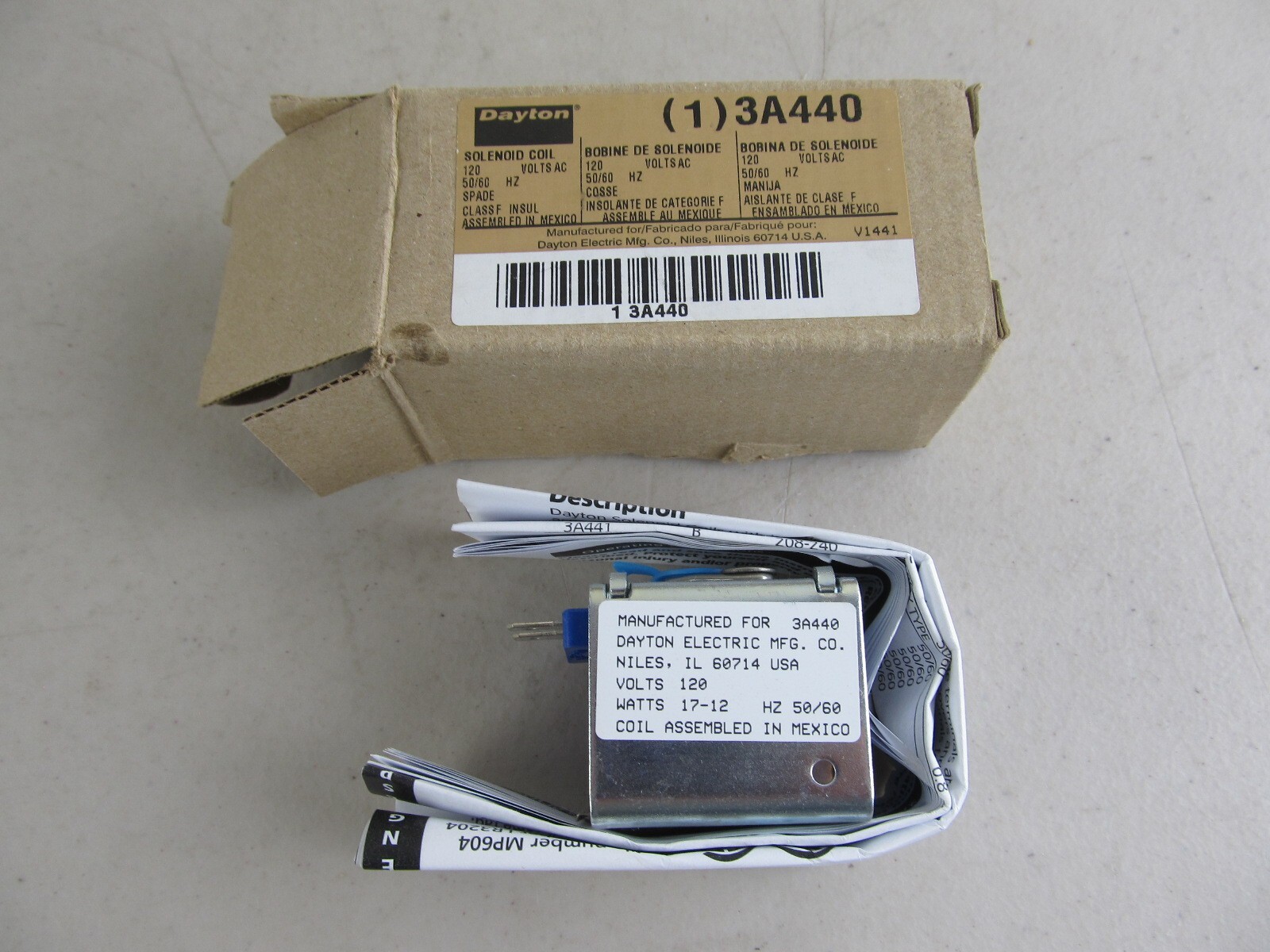 Dayton 3A440 Solenoid Coil 120 Volts AC 50/60Hz Spade Class F New in Box